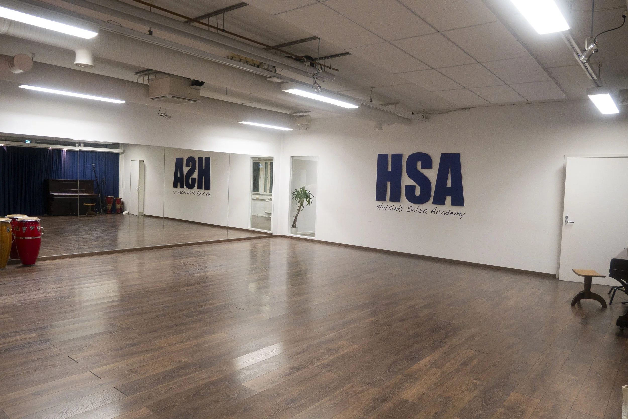 HALL 1 .jpg