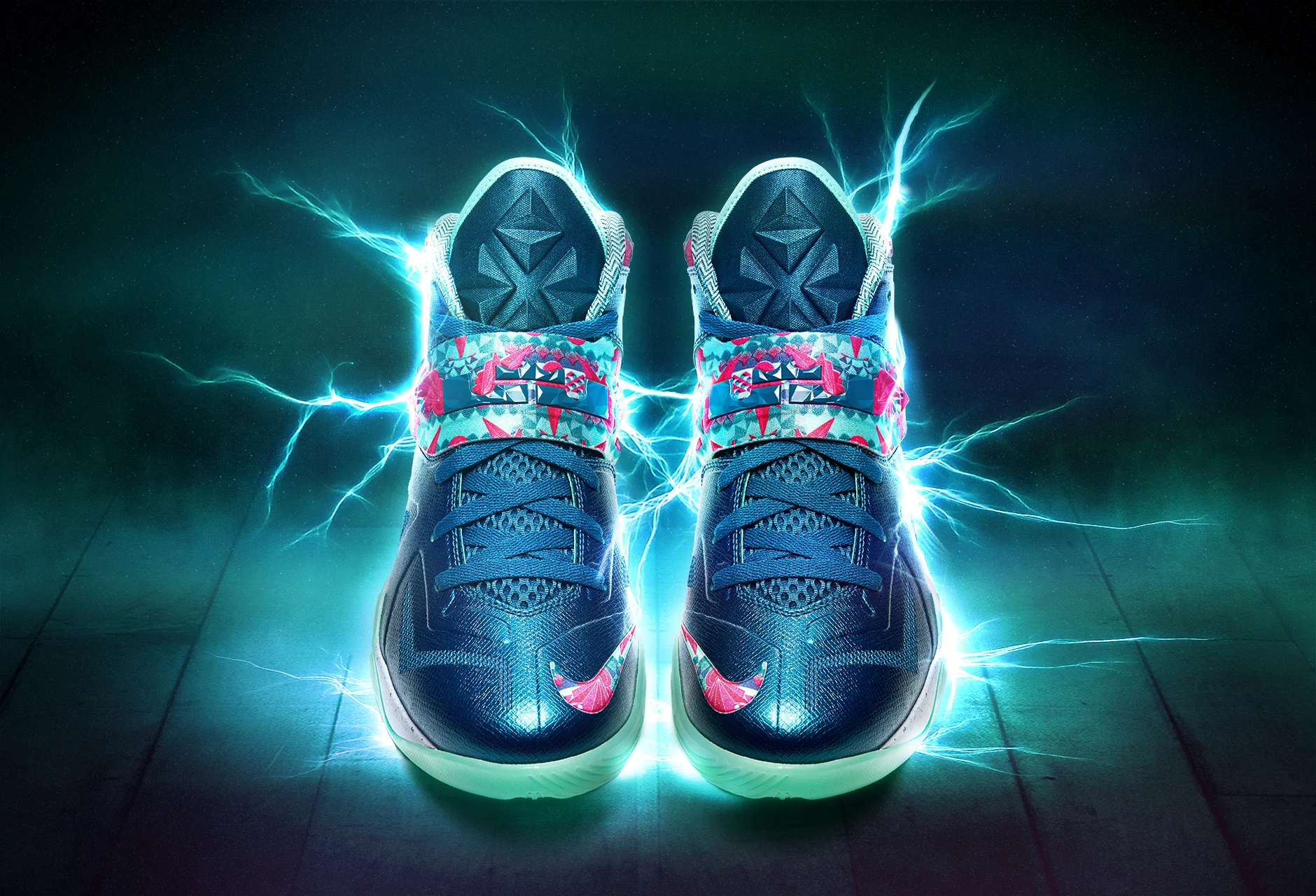 Lebron11_PowerCouple3-raz.jpg