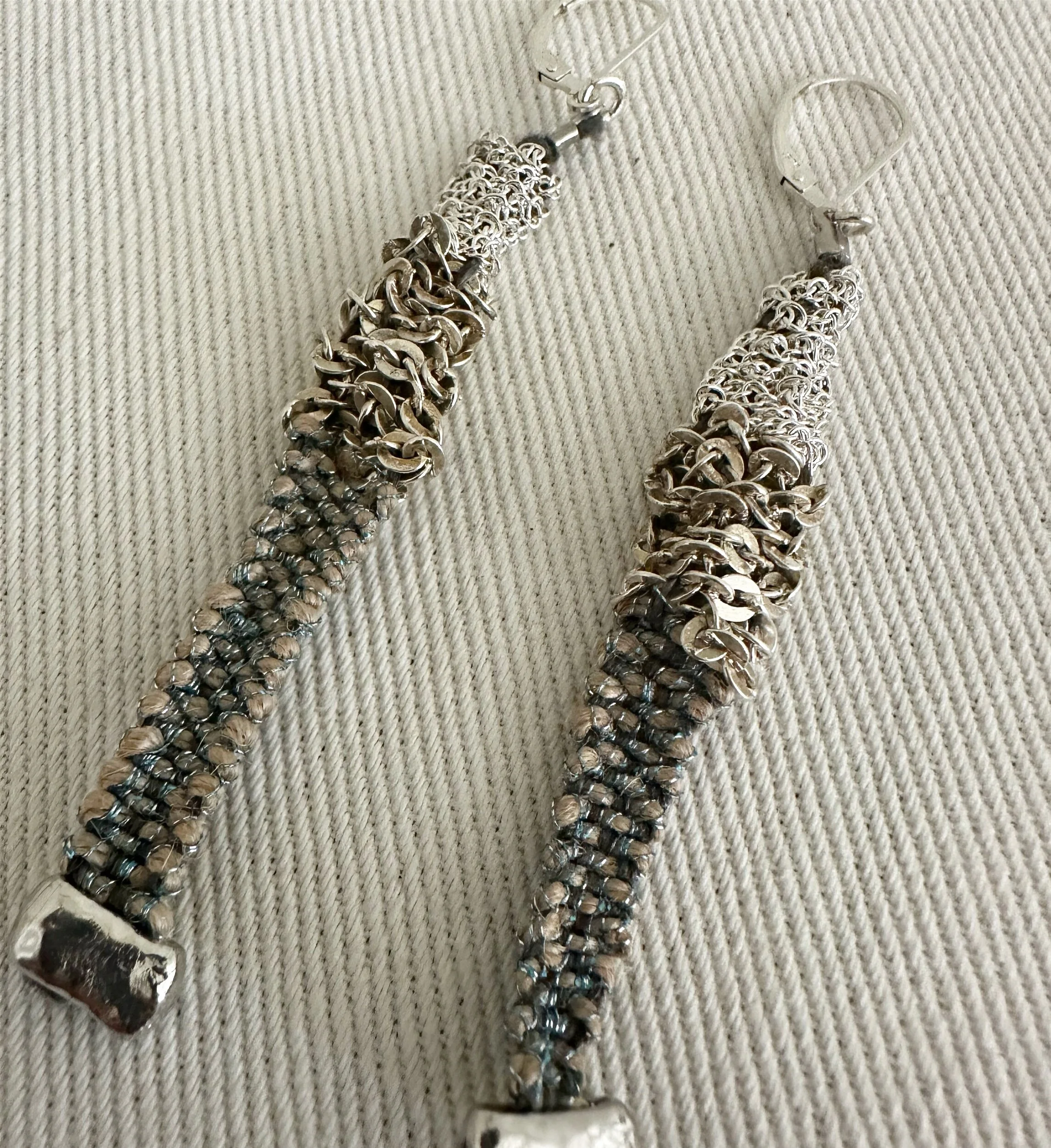 9DF18A15-2C8A-4ADC-B03B-D4E618E9594B