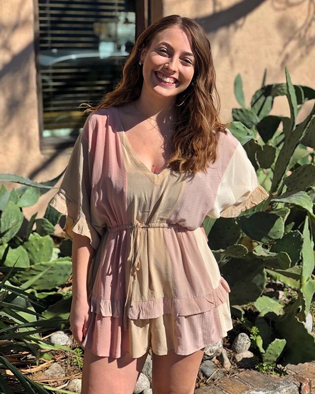 Our weekend was full of sunshine + smiles, how about yours? Shop this romper by @shop.storia available in beige and pink, or navy! 💕💕💕