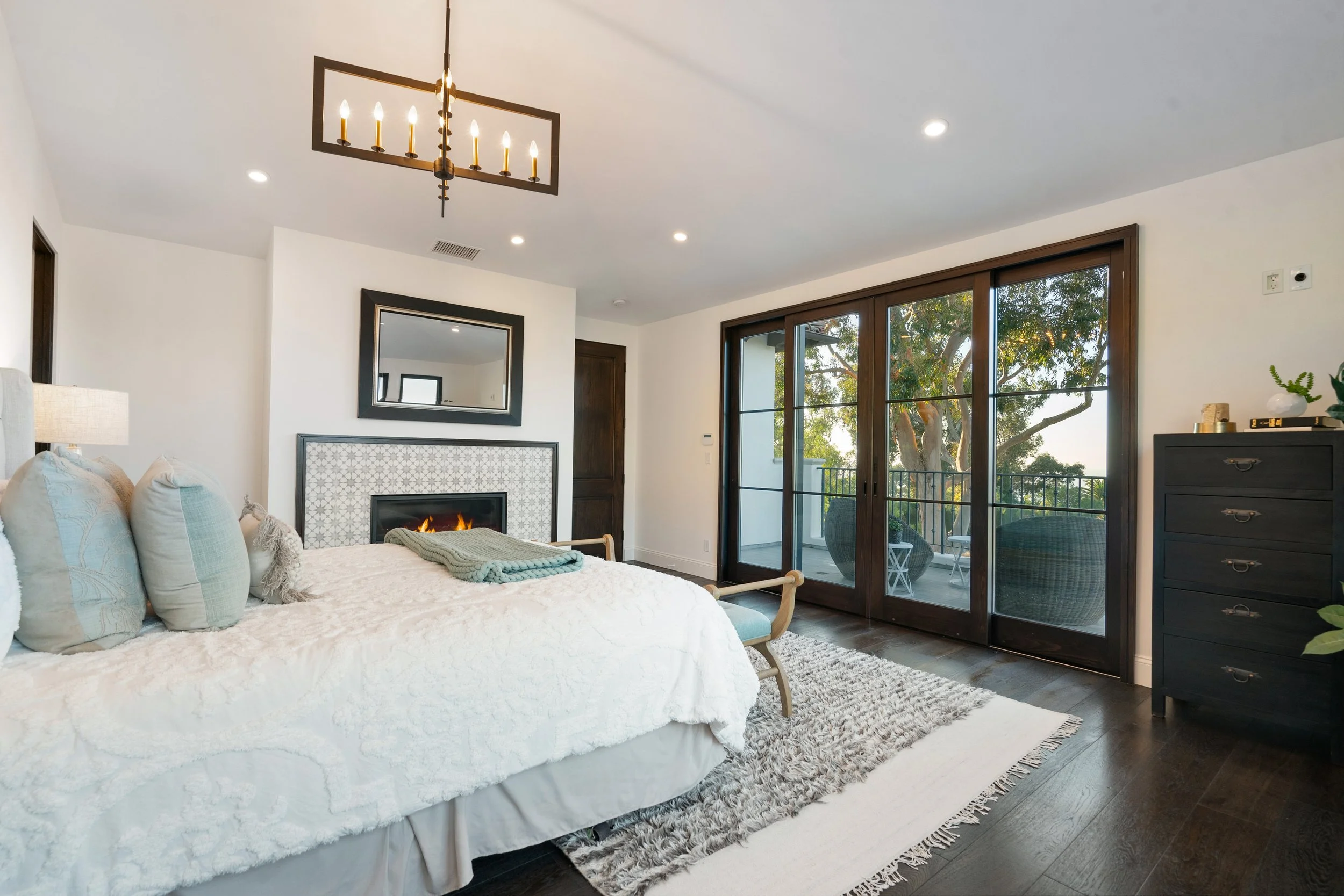 1336_Palos_Verdes_Dr-22[1].jpg