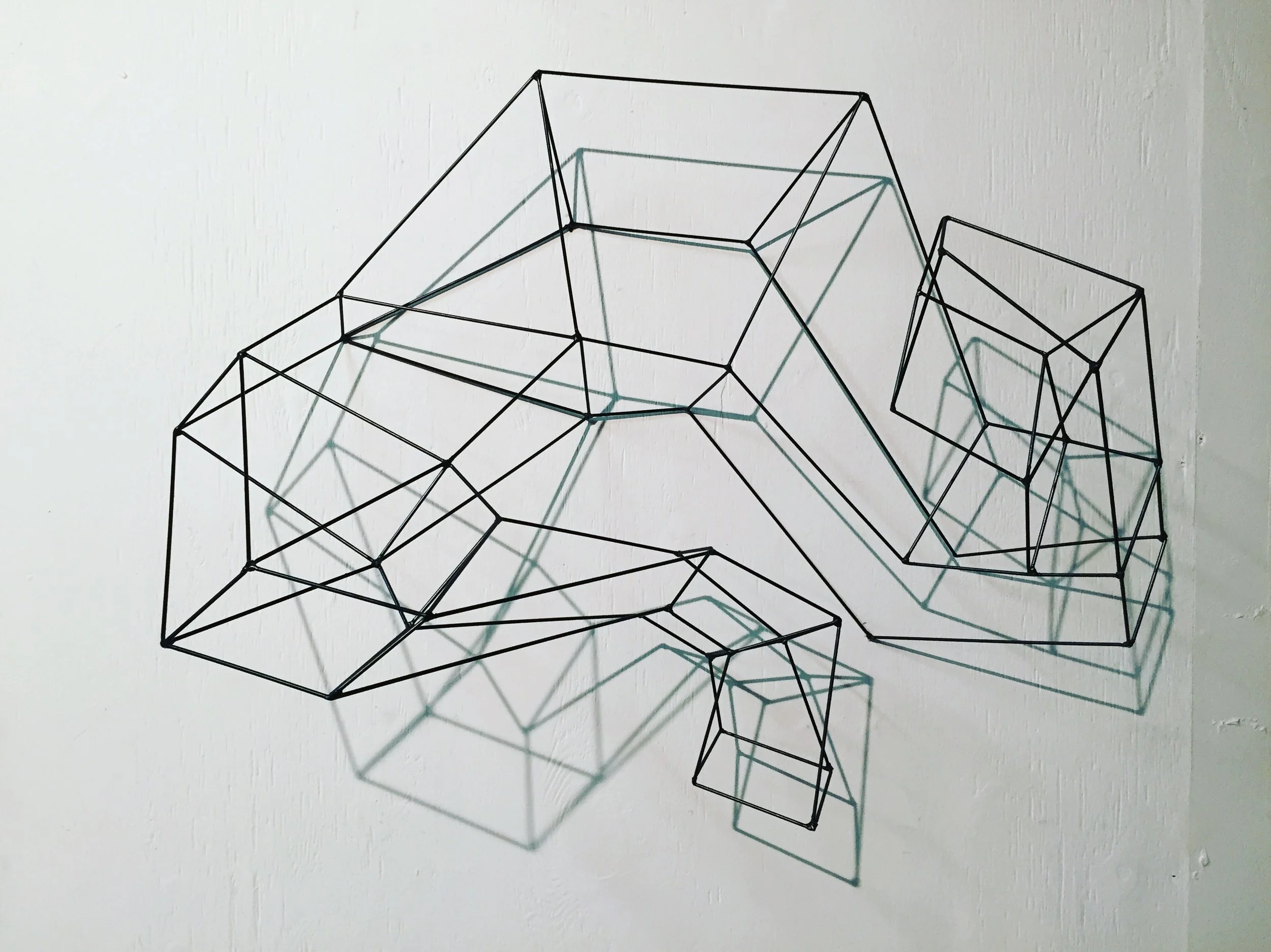  approximately 36x24x10" 2017 