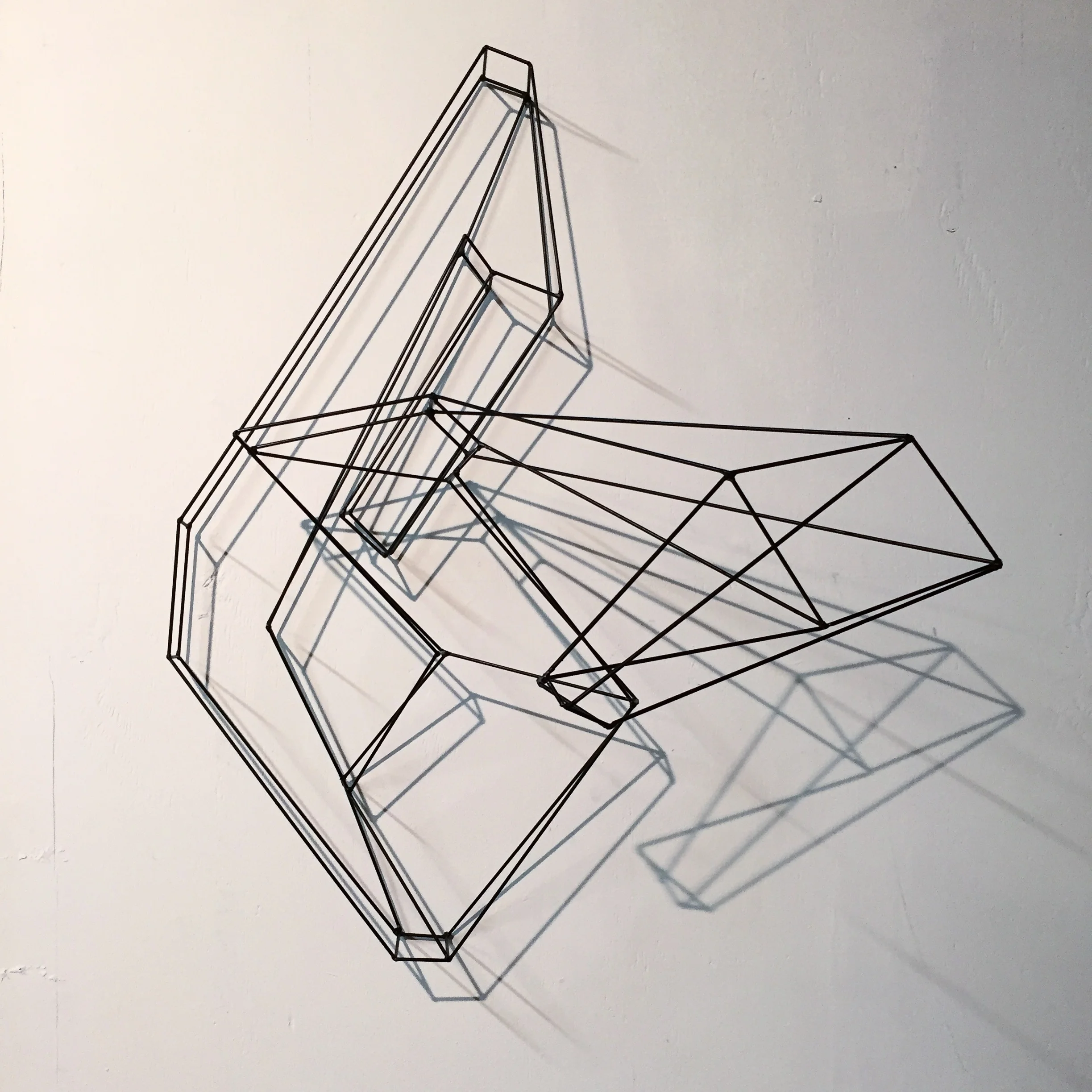  approximately 24x12x24" 2017 