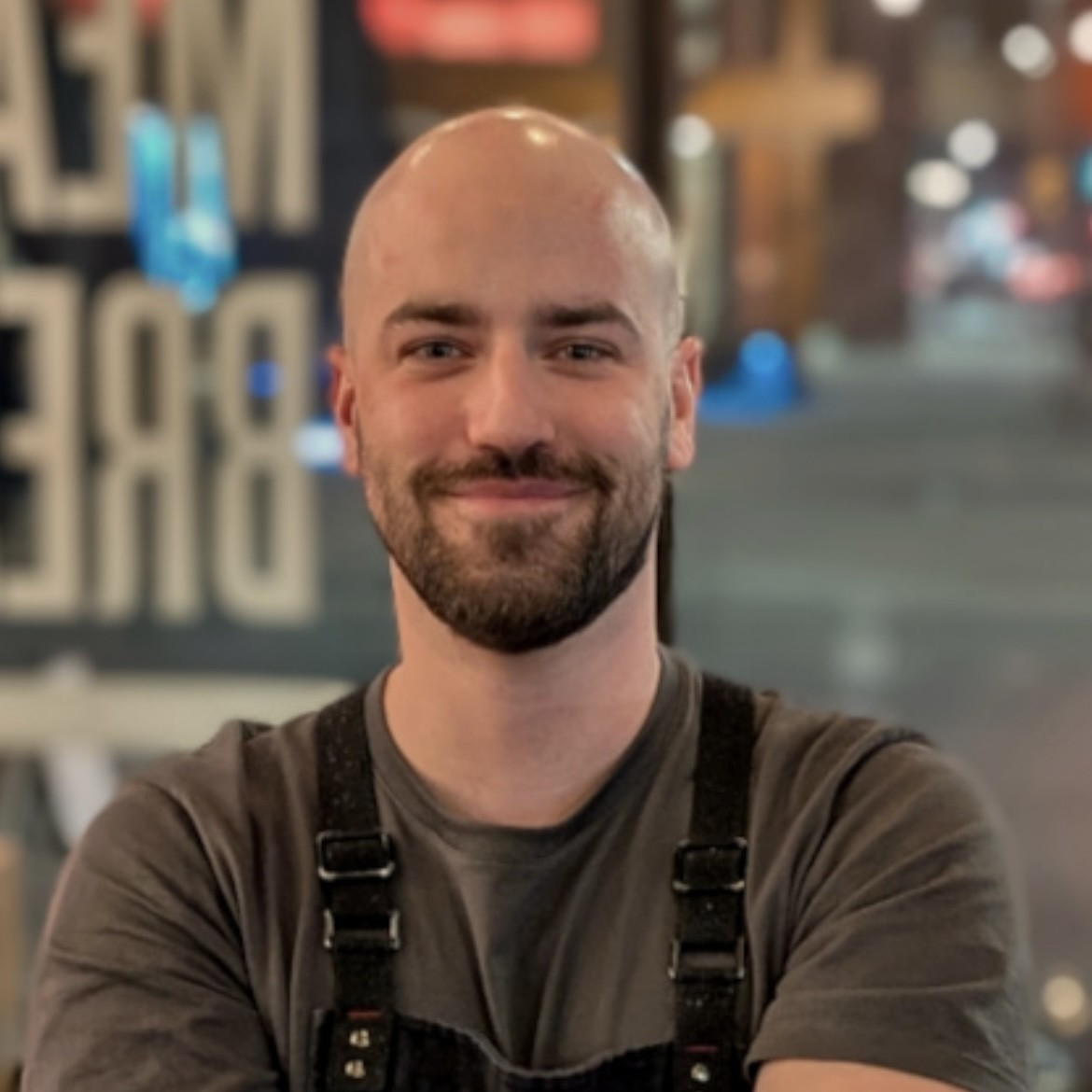 SAM BADGLEY // Maisie Eatery