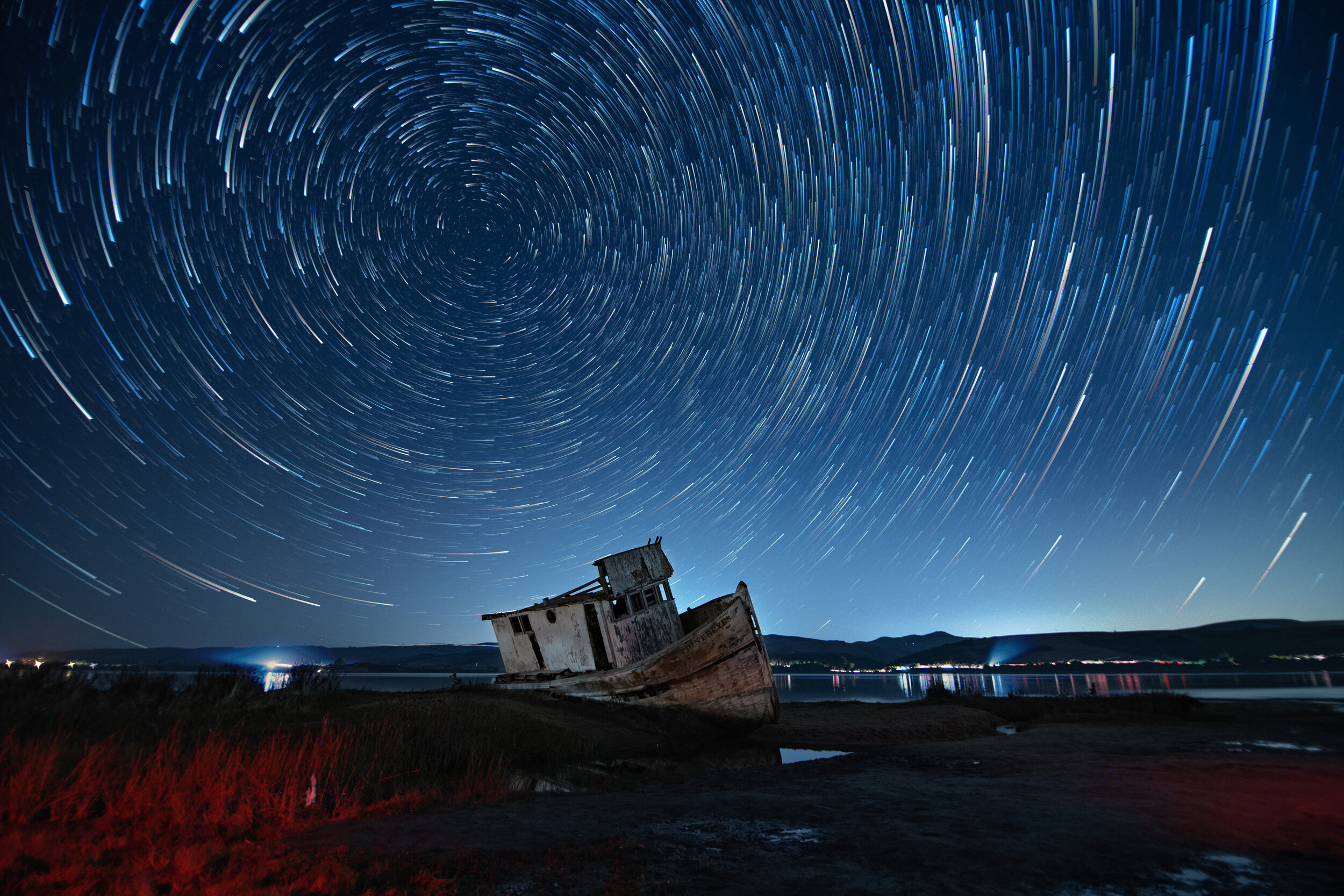 POINTREYES-STARTRAILS .jpg