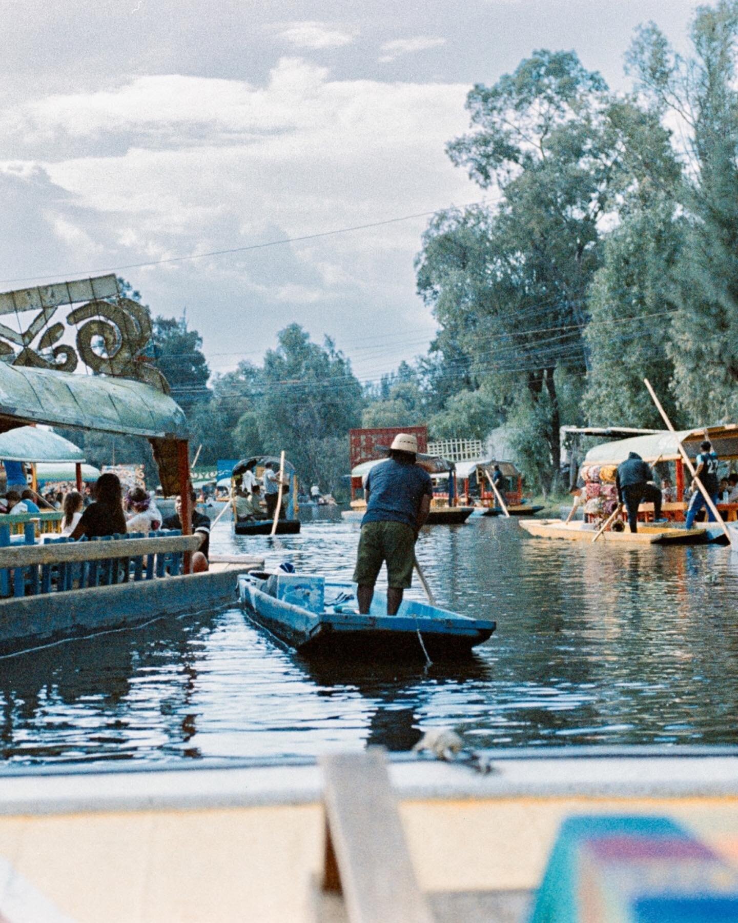 xochimilco!

New 35mm film from @lomography ! Shot 36 frames in Mexico City with Lomochrome &lsquo;92. A new film stock formula with retro characteristics, heavy grain, and a cool color temperature. 

Film is on sale on Lomographys website. Thanks to