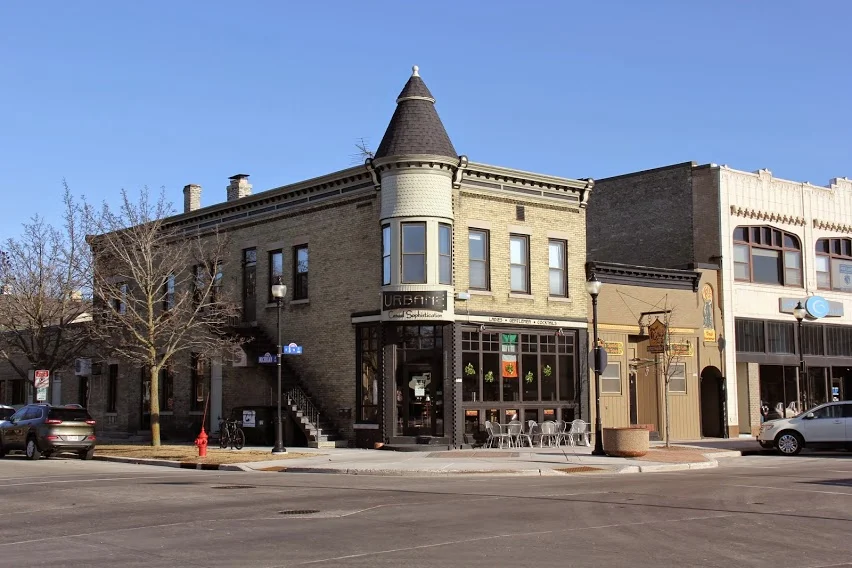 Spirit on the Lake: Guide to Sheboygan — The Midwestival