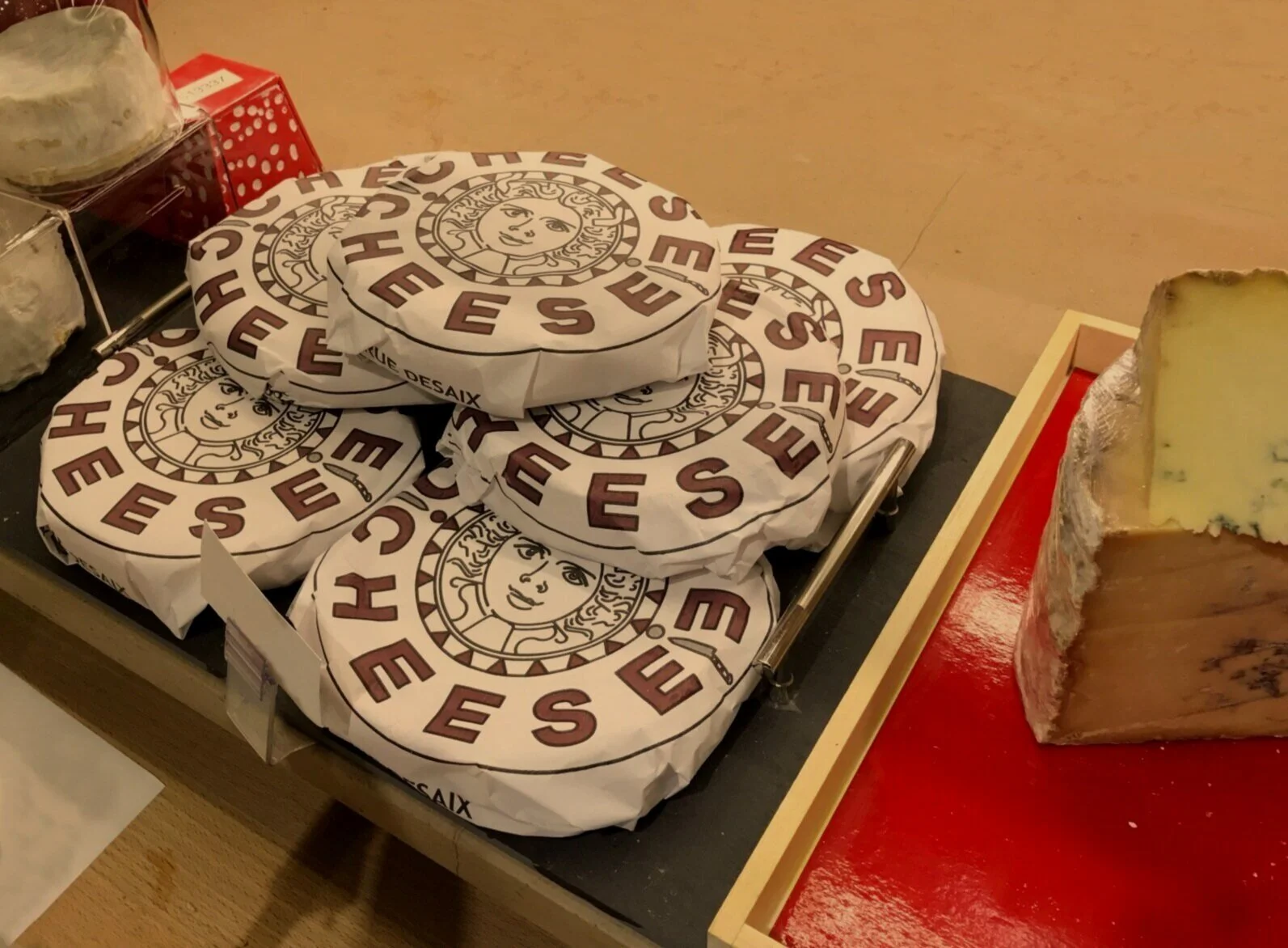 Le Royal Monceau Raffles Paris €90 Dining Credit, Breakfast, VIP Status