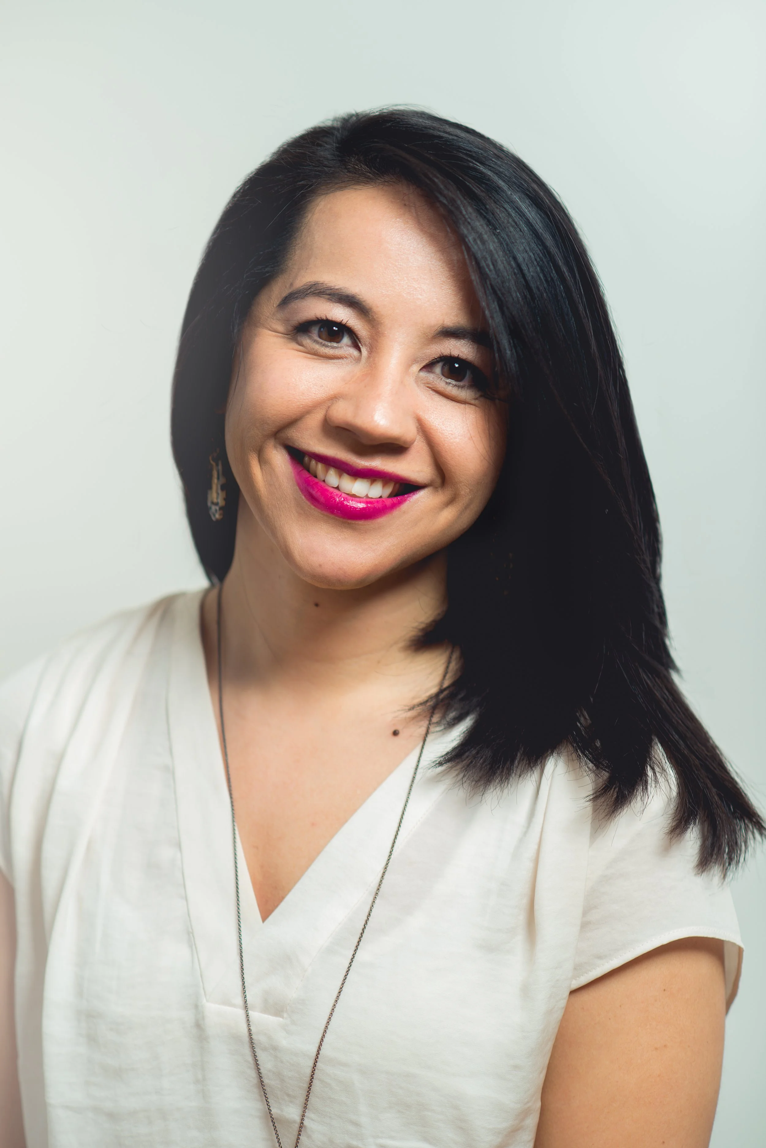 20150205_LOL5877-Edit-Udander Headshots.jpg