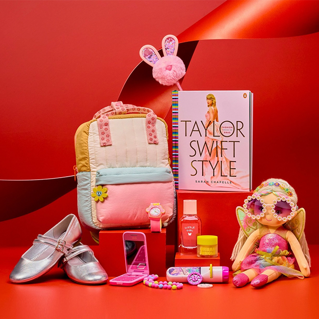 Web-portfolio-specs-650x650_Chrsitmas-gift-guide-girl.png