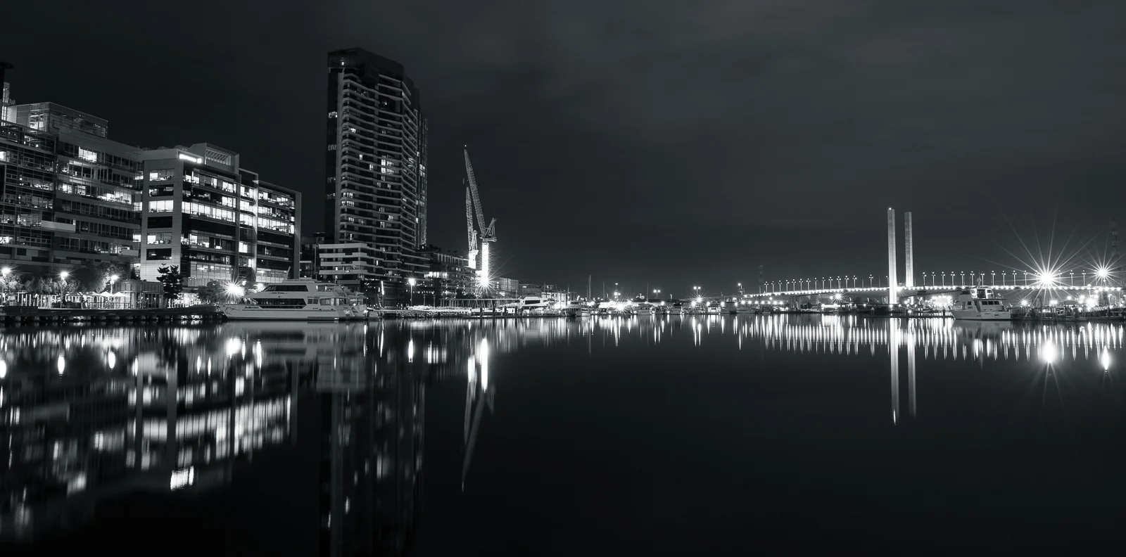 docklands web1600 (1 of 1).jpg