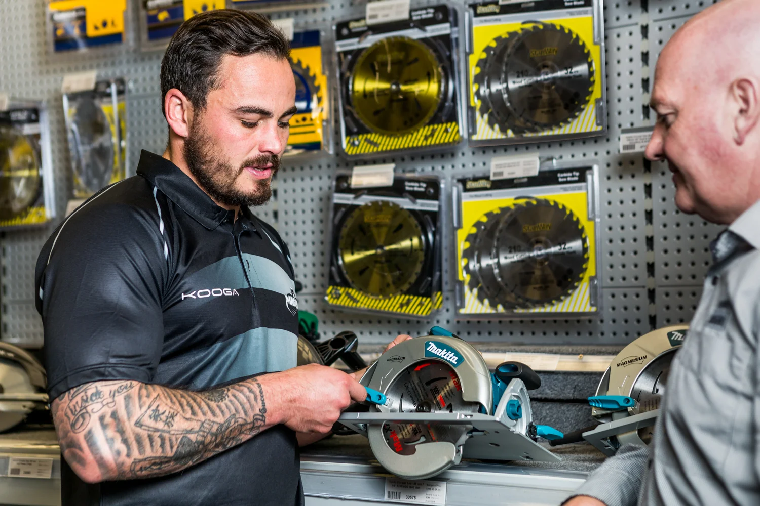 Zak Guildford Buying Some New Gear