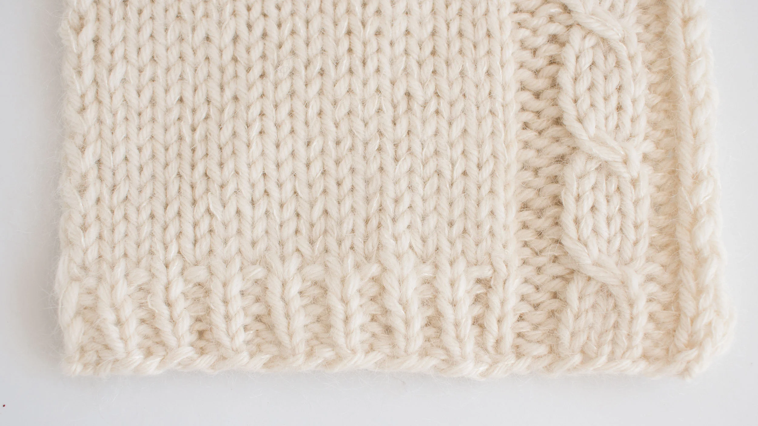 Loom & Spindle - Grace pullover Swatch-3.jpg