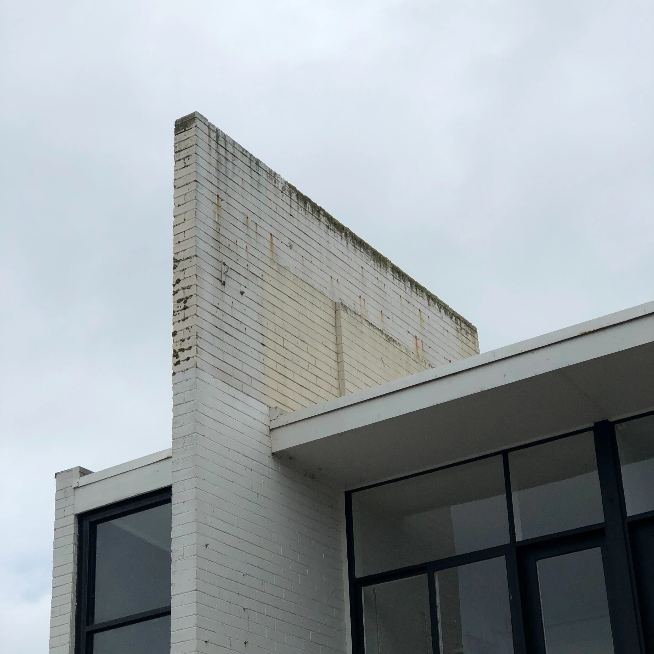Condition of centre wall - 1.JPG