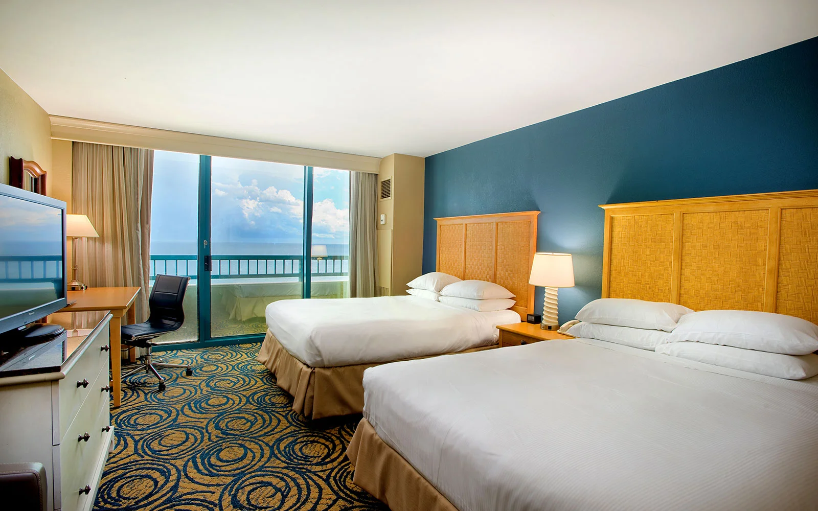 Oceanfront Double Queen Room