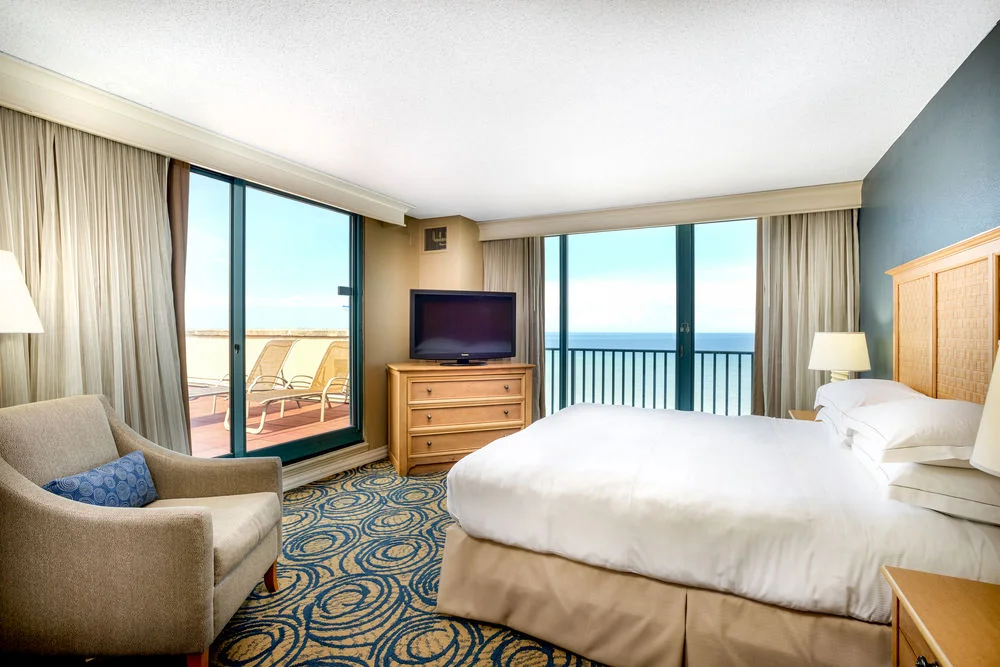 Oceanfront King Terrace Suite Bedroom
