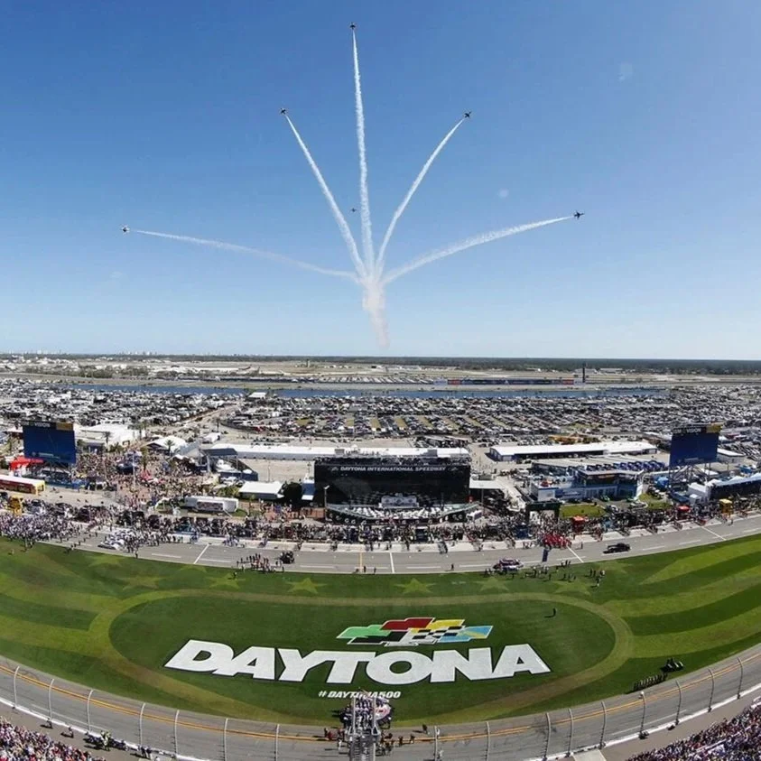 A+memorable+DAYTONA+500+moment+a+Daytona+International+Speedway+flyover+by+the+United+States+Air+Force+Thunderbirds..jpg