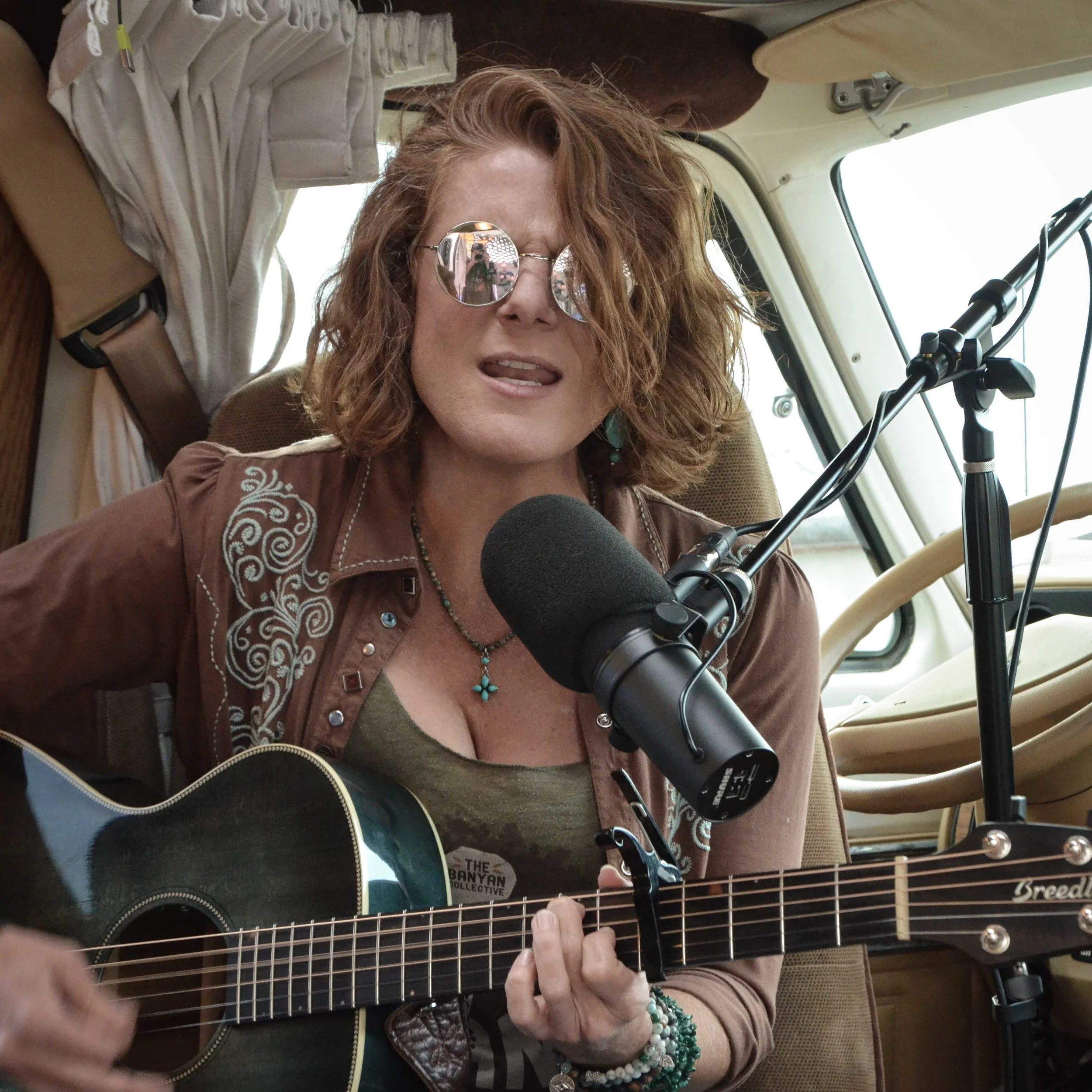Van Sessions at The Monarch: Brooke Mackintosh