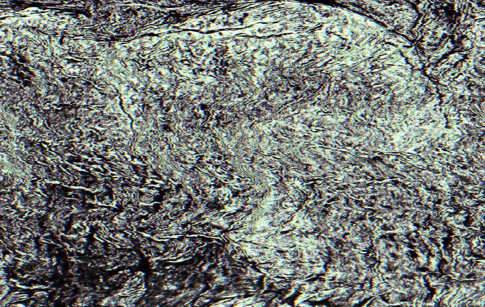 beneath_the_skin_stills_102214_01.jpg