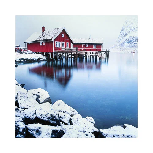 A typical Rorbuer (fisherman's cabin).