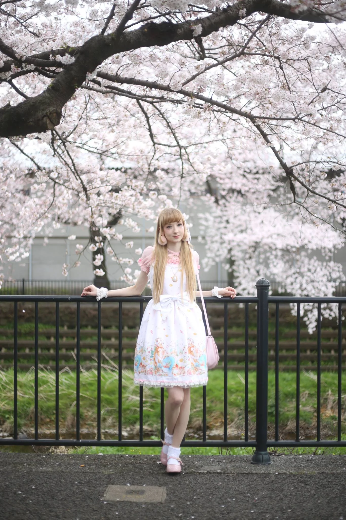 Model: Himezawa; Photographer: Noriyuki Naritomi