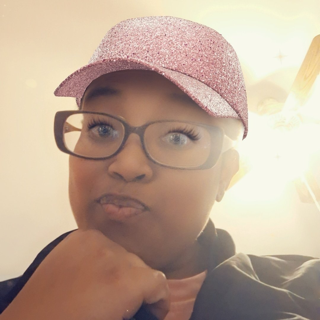 b6fa6a7d7aae6811ad4193521a1ab91c-AntoinettePicforPodcast (1).jpg