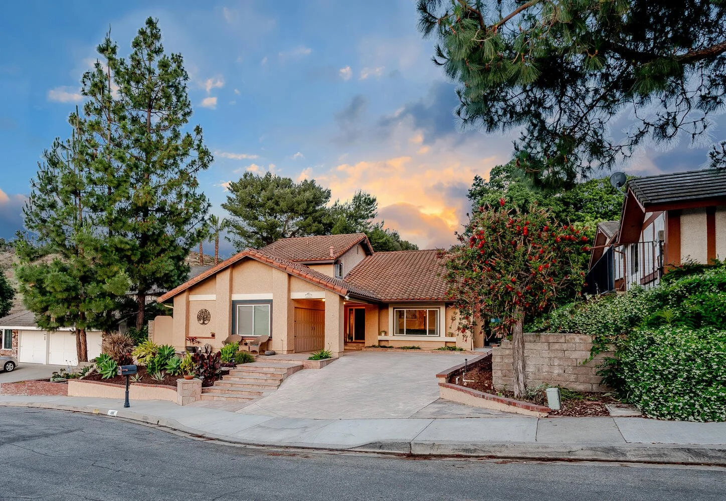 498 Highview St Thousand Oaks-large-001-002-DSC2713Edit-1448x1000-72dpi.jpg