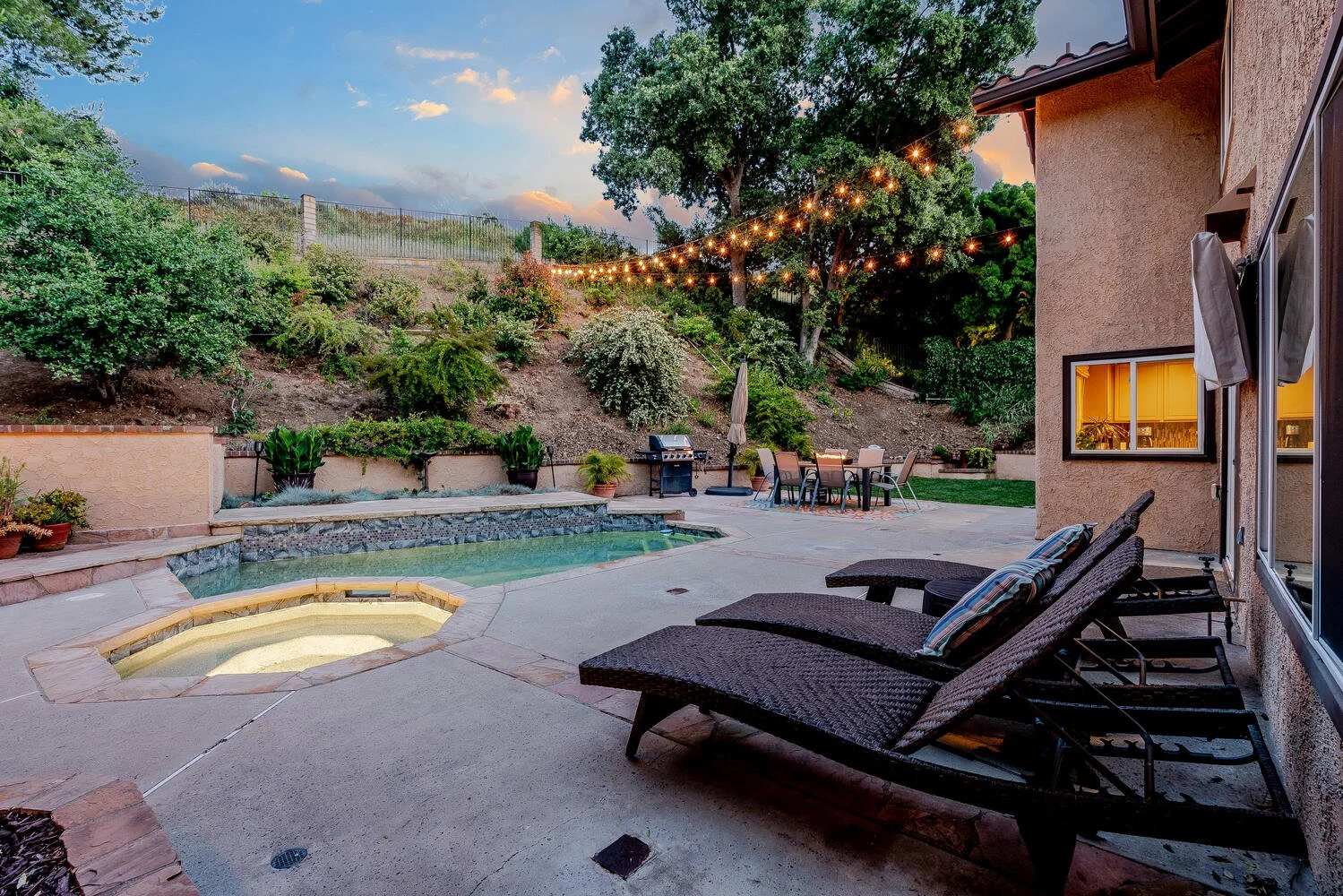 498 Highview St Thousand Oaks-large-003-047-DSC2729Edit-1500x1000-72dpi.jpg