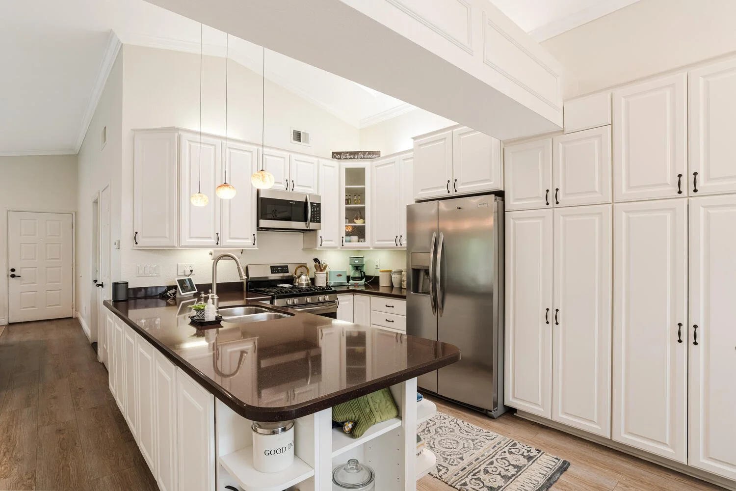 15342 Mahan Ct Moorpark CA-large-008-024-Mahan Ct6-1500x1000-72dpi.jpg