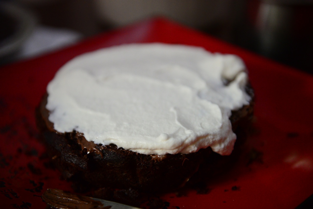 Apply the fresh cream
