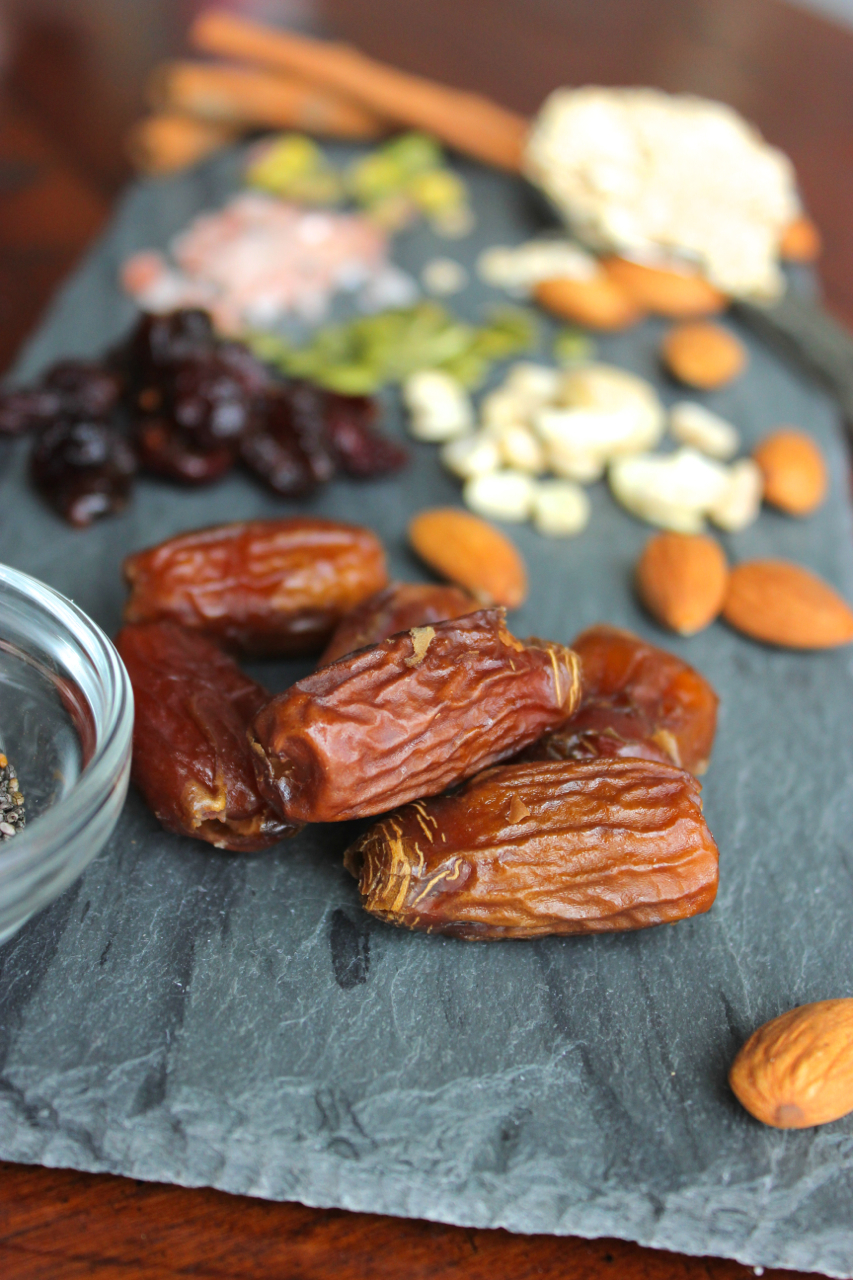 Dried, pitted deglet noor dates