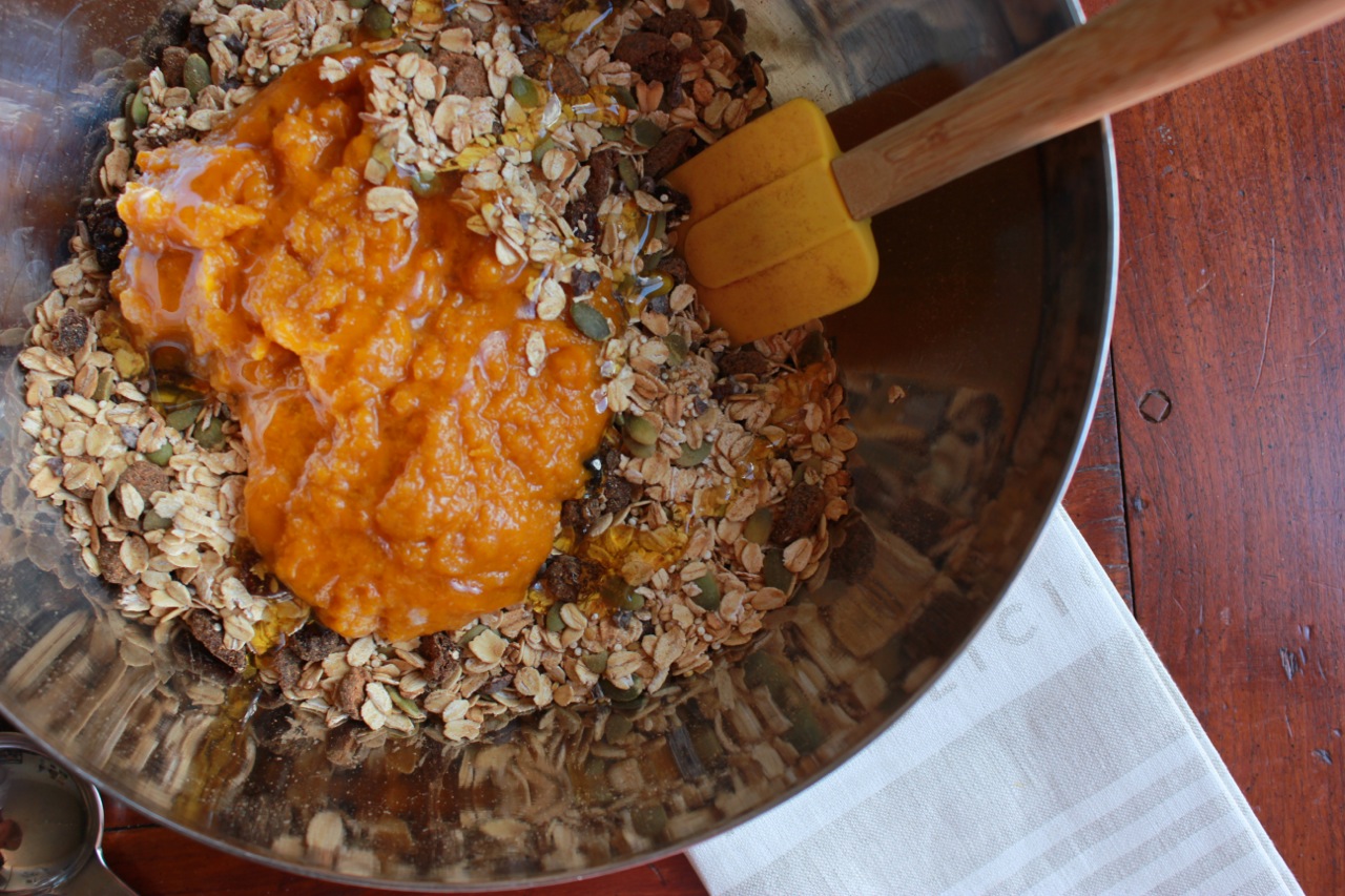 Pumpkin Oat and Quinoa Granola07.jpg