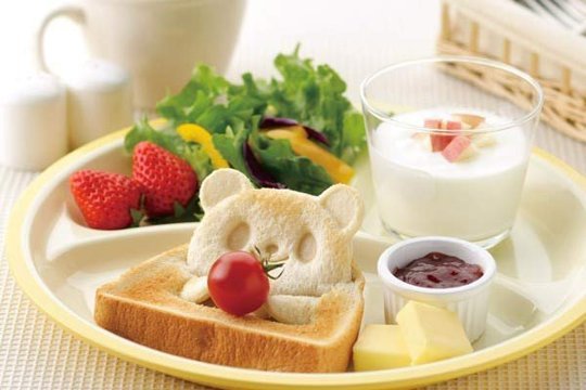 My panda toast would be holding a raspberry, methinks.