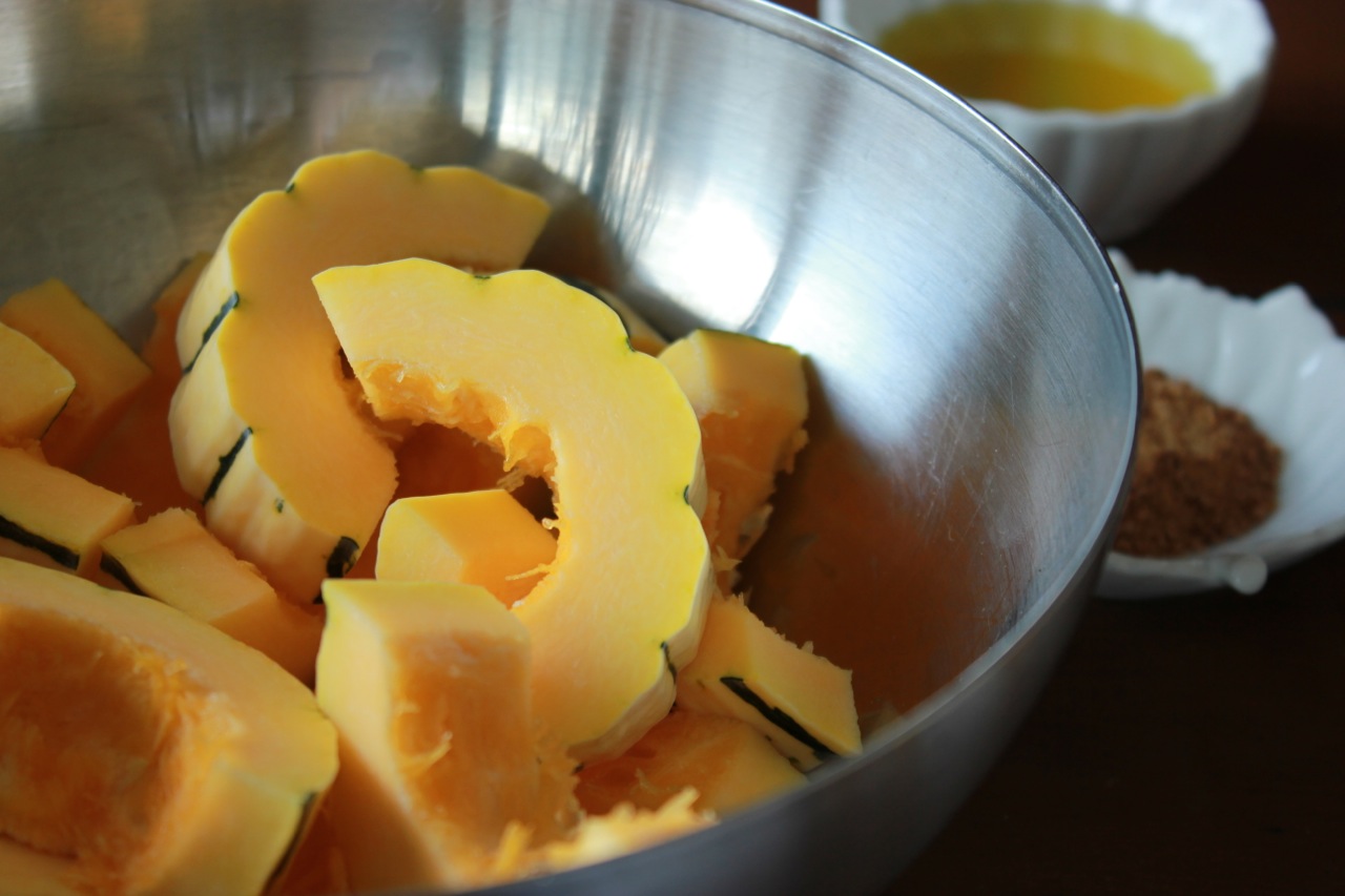  Mixing bowl to combine the simple goodness. 