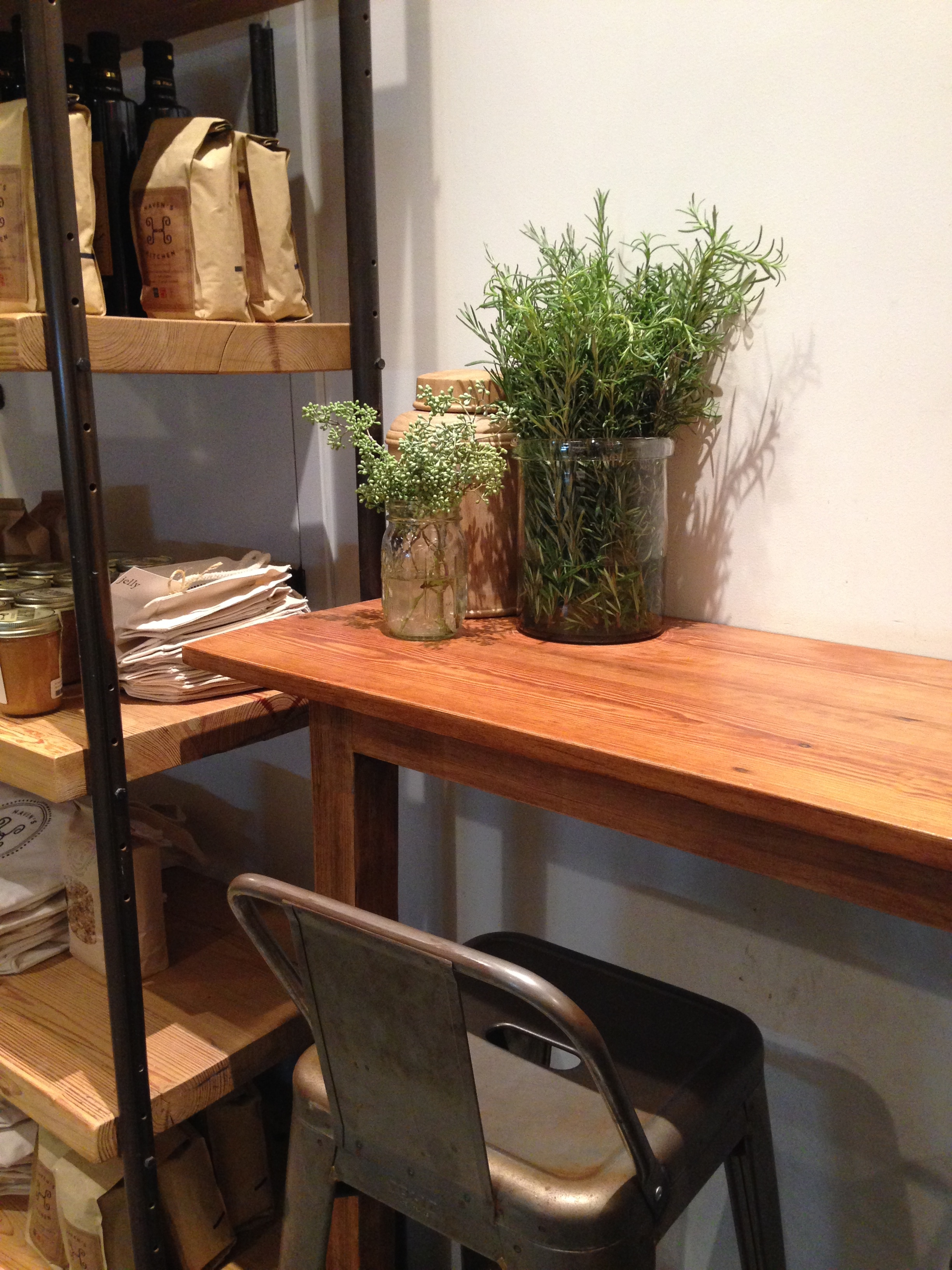  Perfect reading nook in the cafe. 