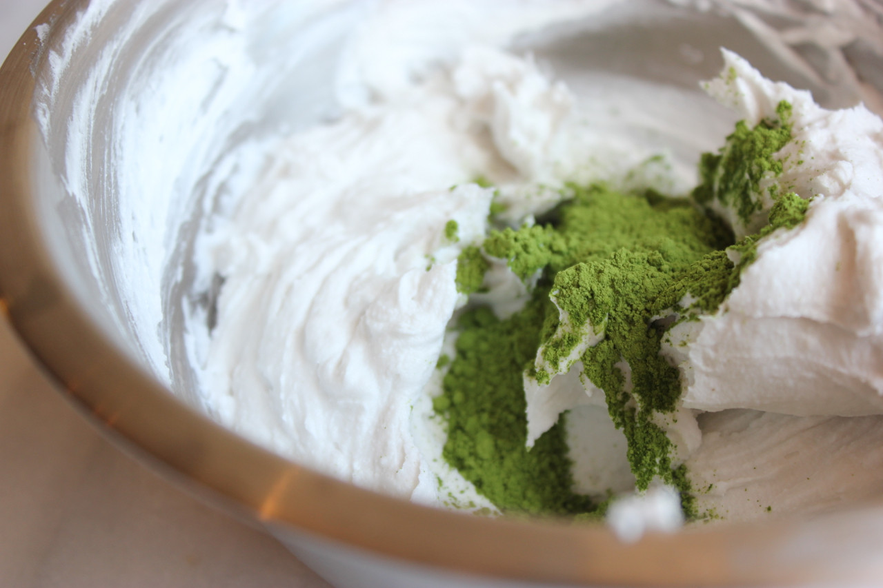 Look at that gorgeous consistency of that matcha (this is from my Matcha Coconut Whip )