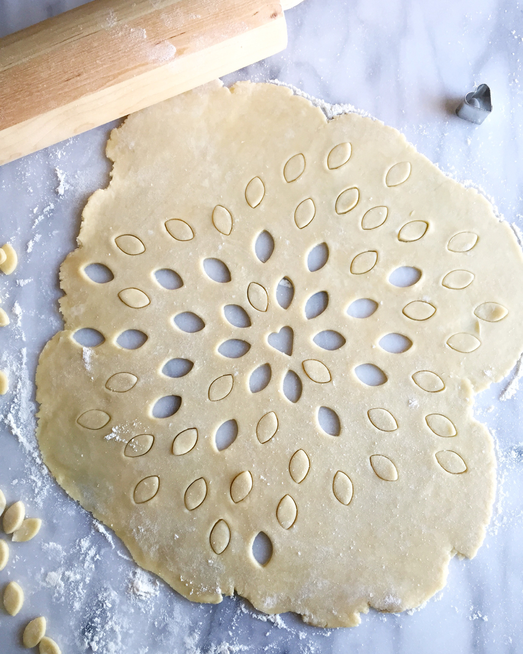 Pie Crust & Hand Pies | Living Minnaly5.jpg