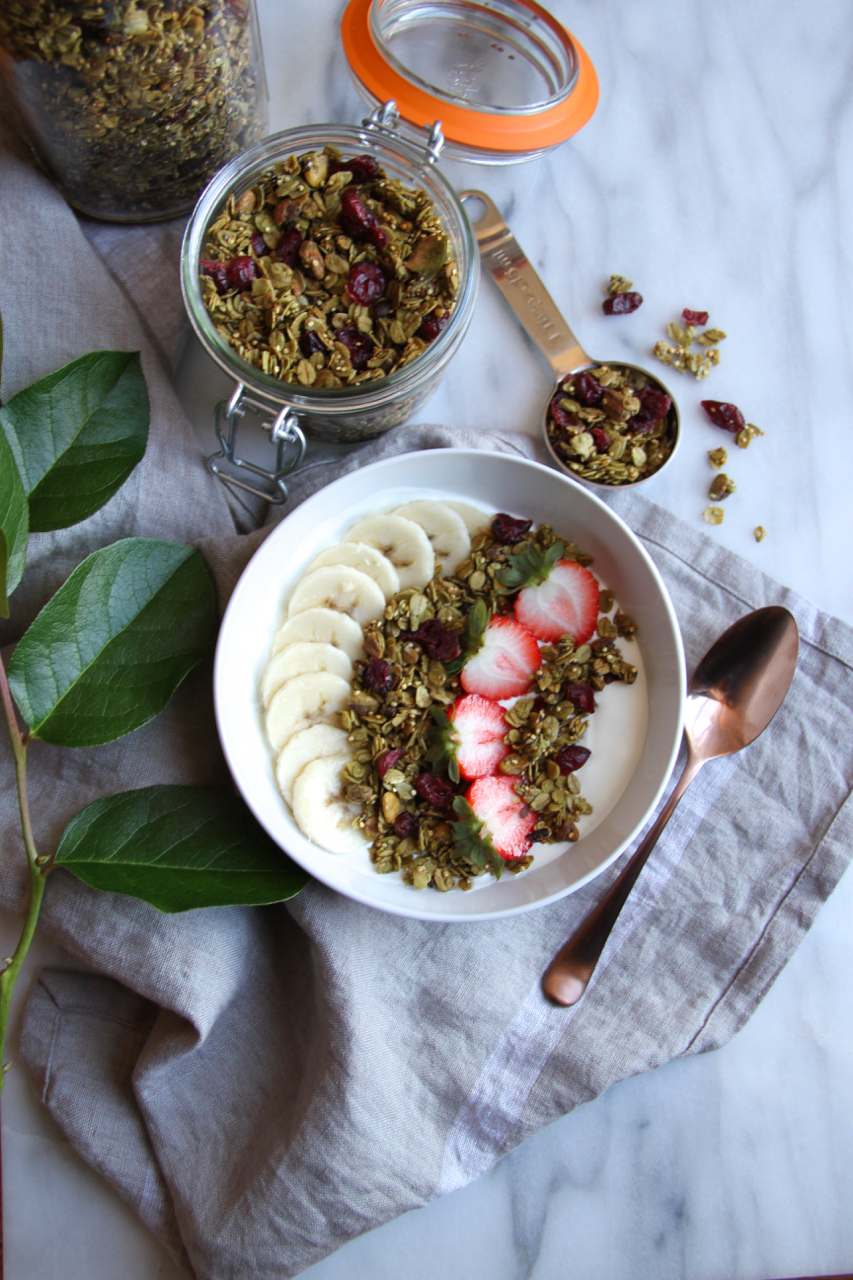 Matcha Cacao Crunch Granola | Living Minnaly01.jpg