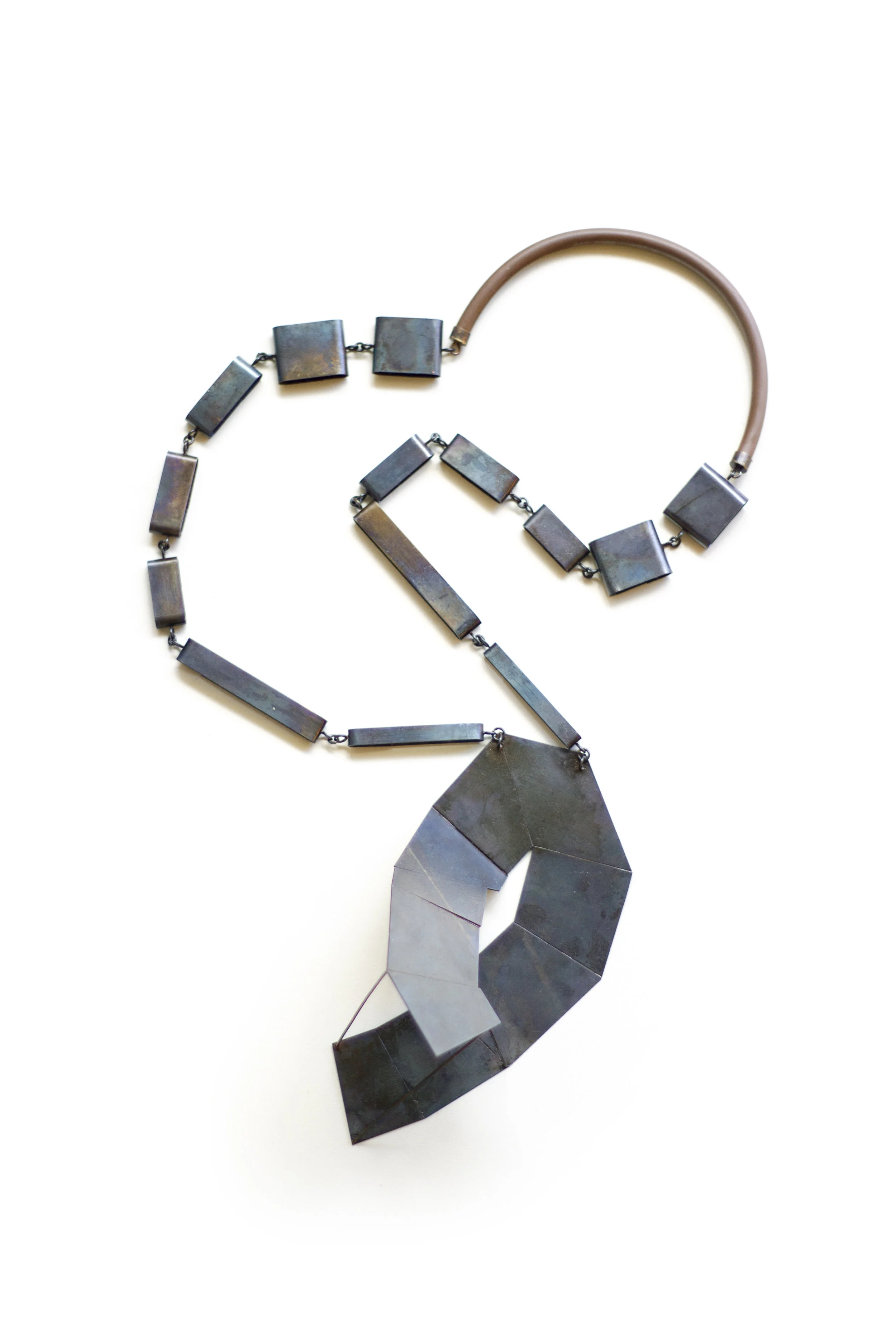 Younha Jung 2016 Steel, brass, rubber cord