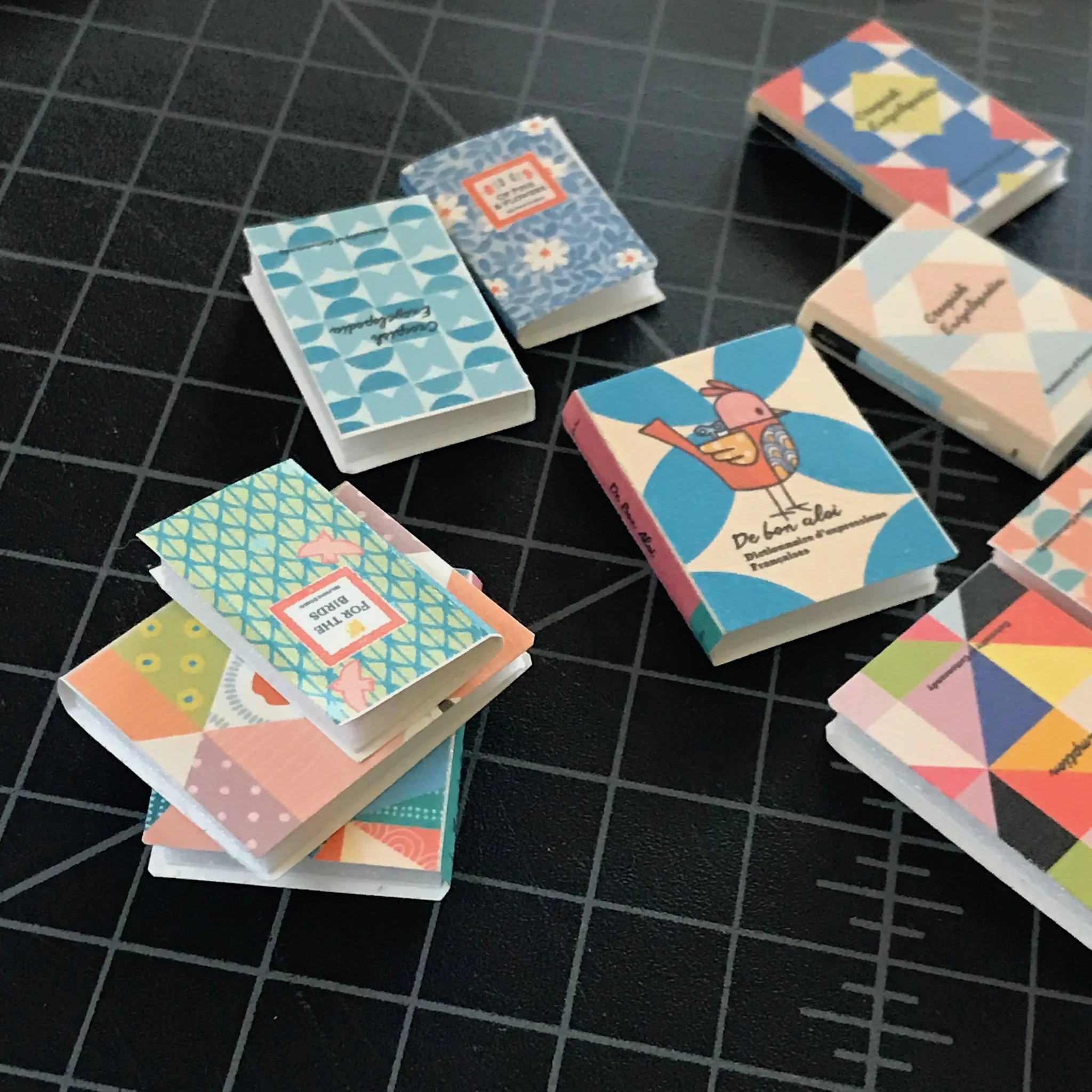 Doll house books printable