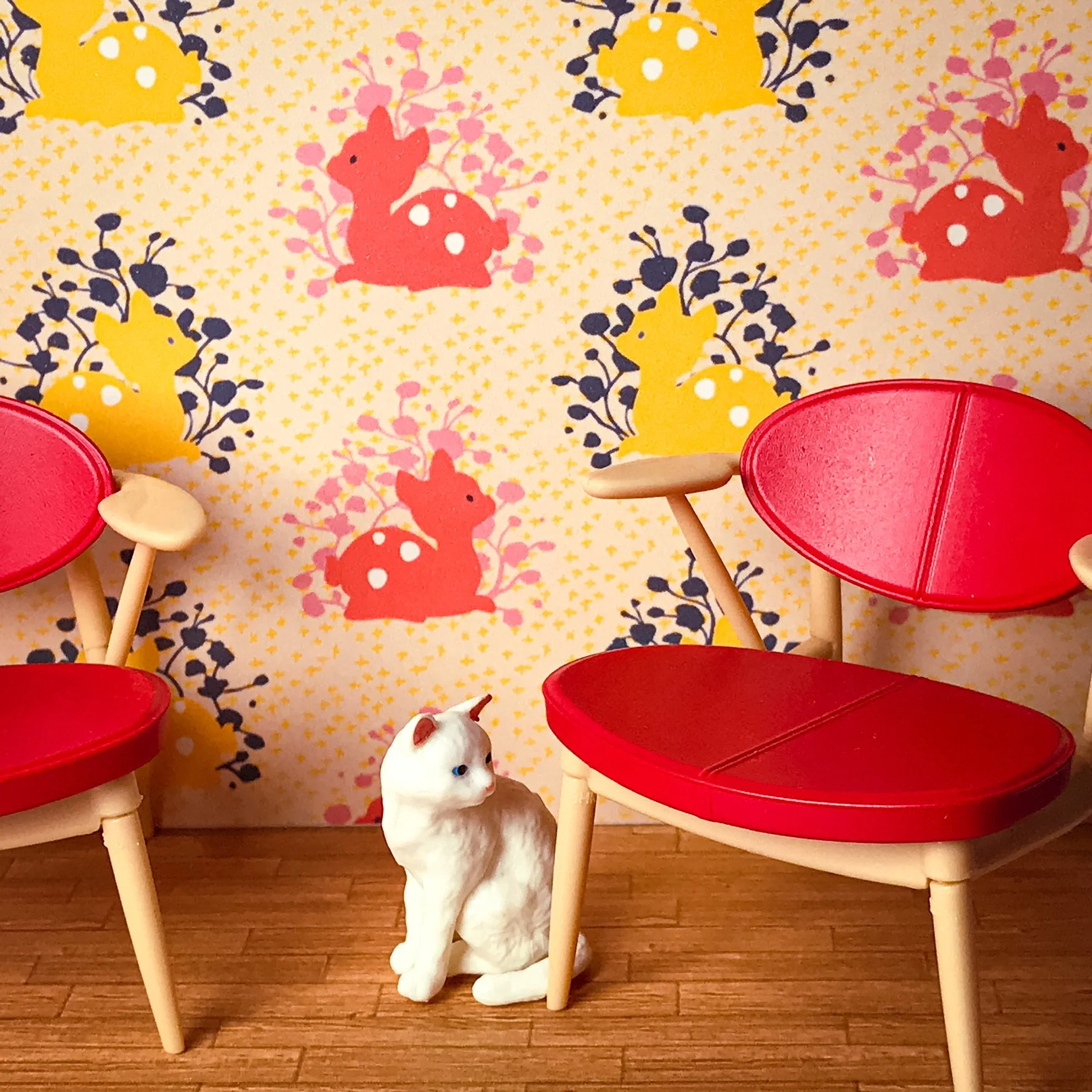 Modern dollhouse wallpapers
