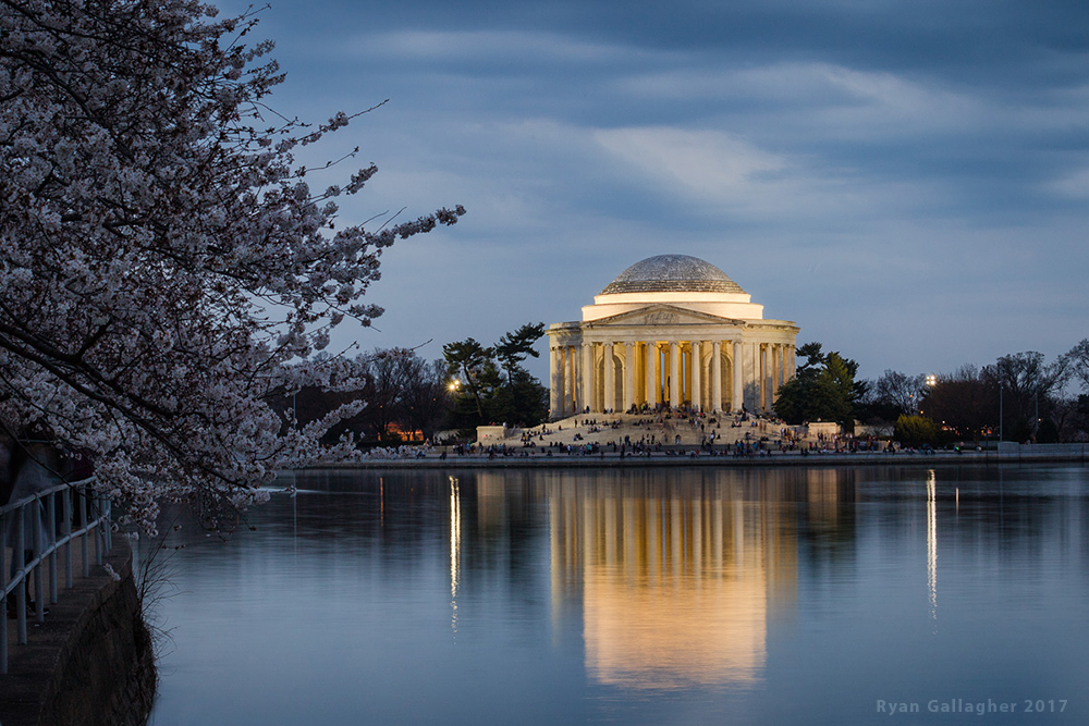 Thomas Jefferson Memorial Aglow