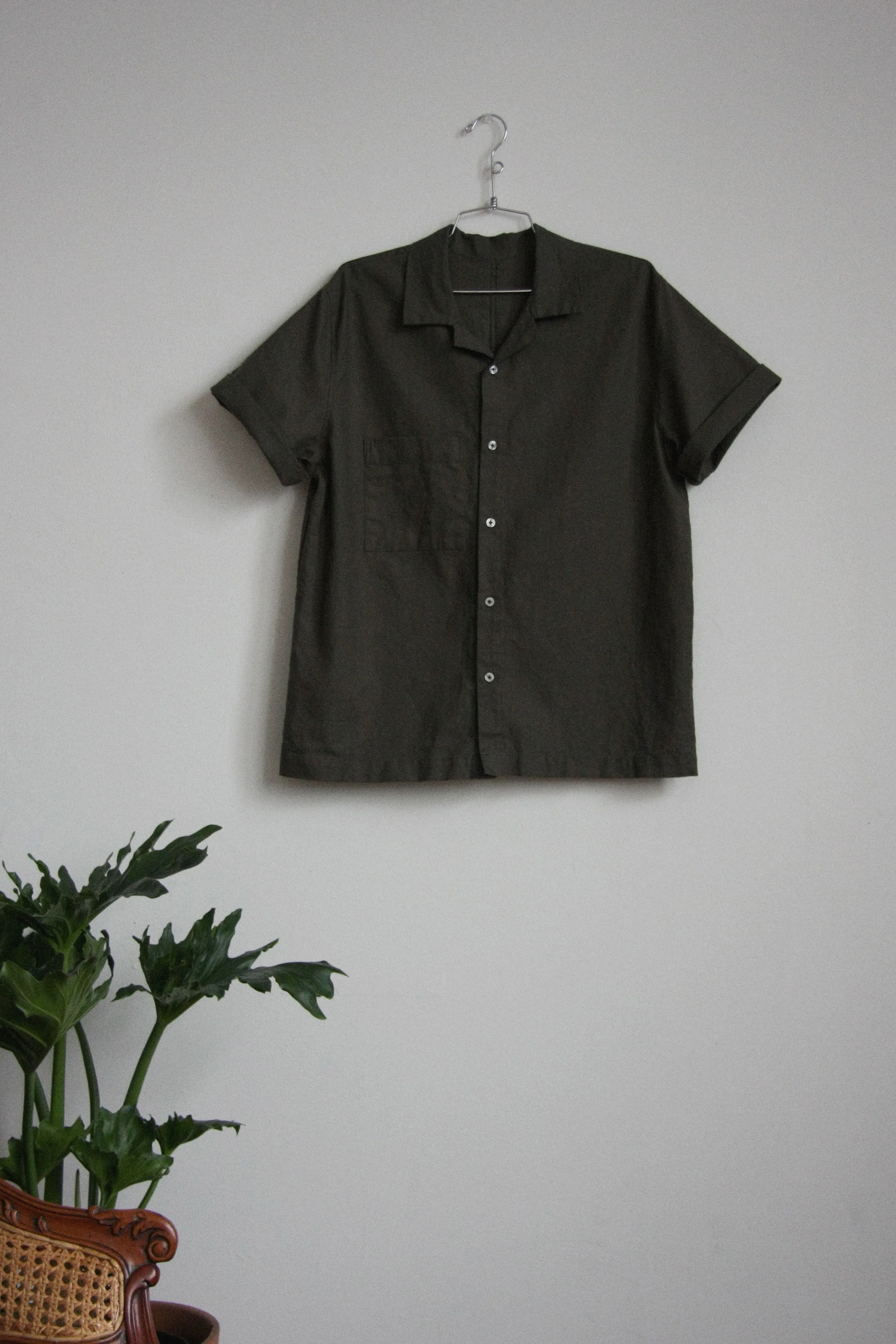 ButtonShirt_01.jpg