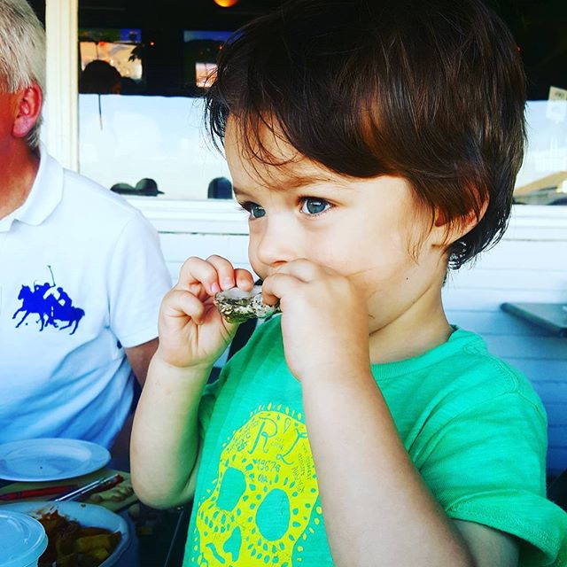 Oysters and toddlers do apparently mix #whoknew #respect #bowdown #oysterlover #firstbites #jerseyshore