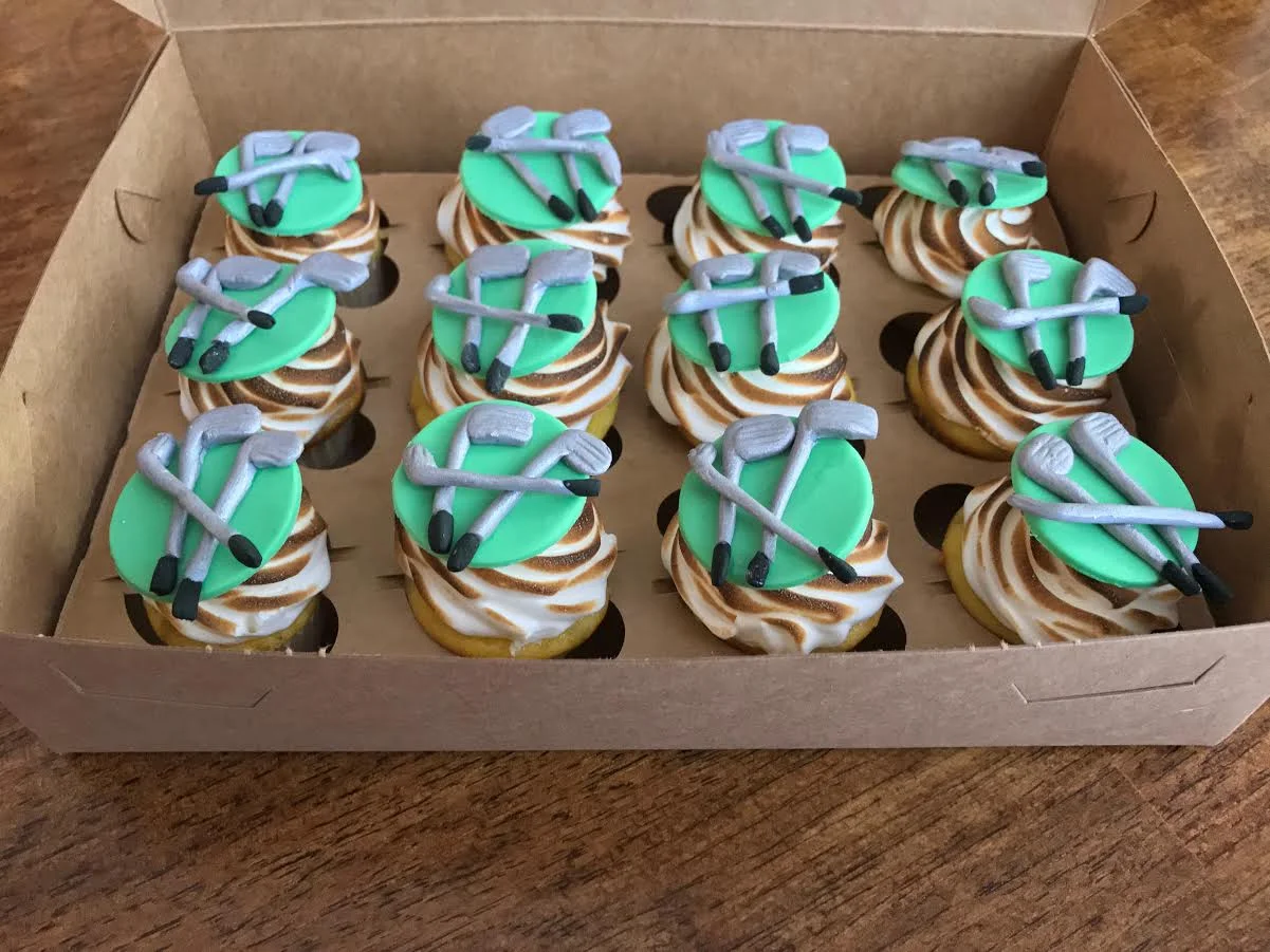 Golf club cupcakes