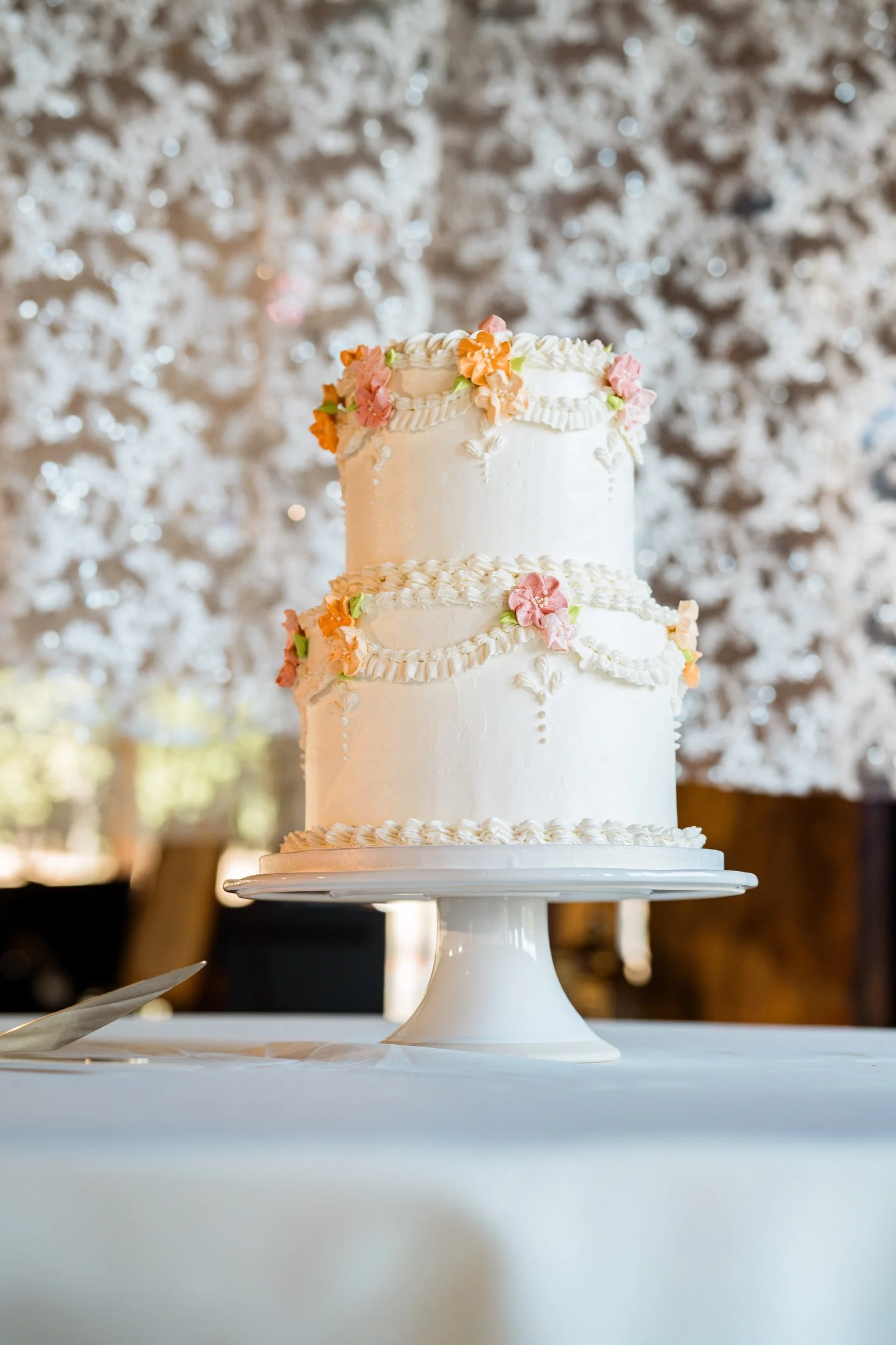 Victorian style wedding cake