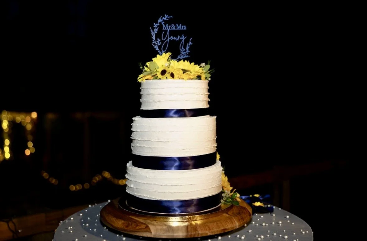Sunflower wedding cake