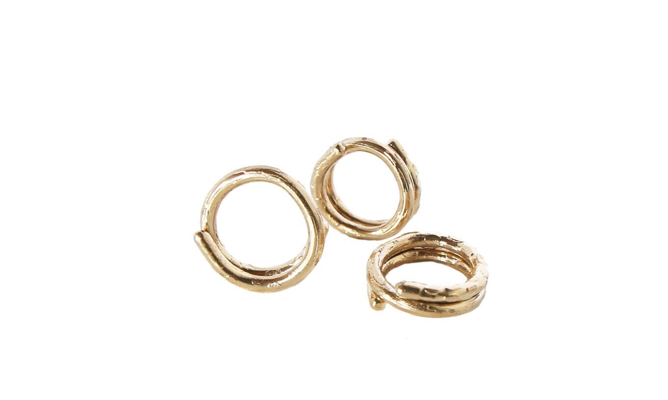 SHOP RINGS