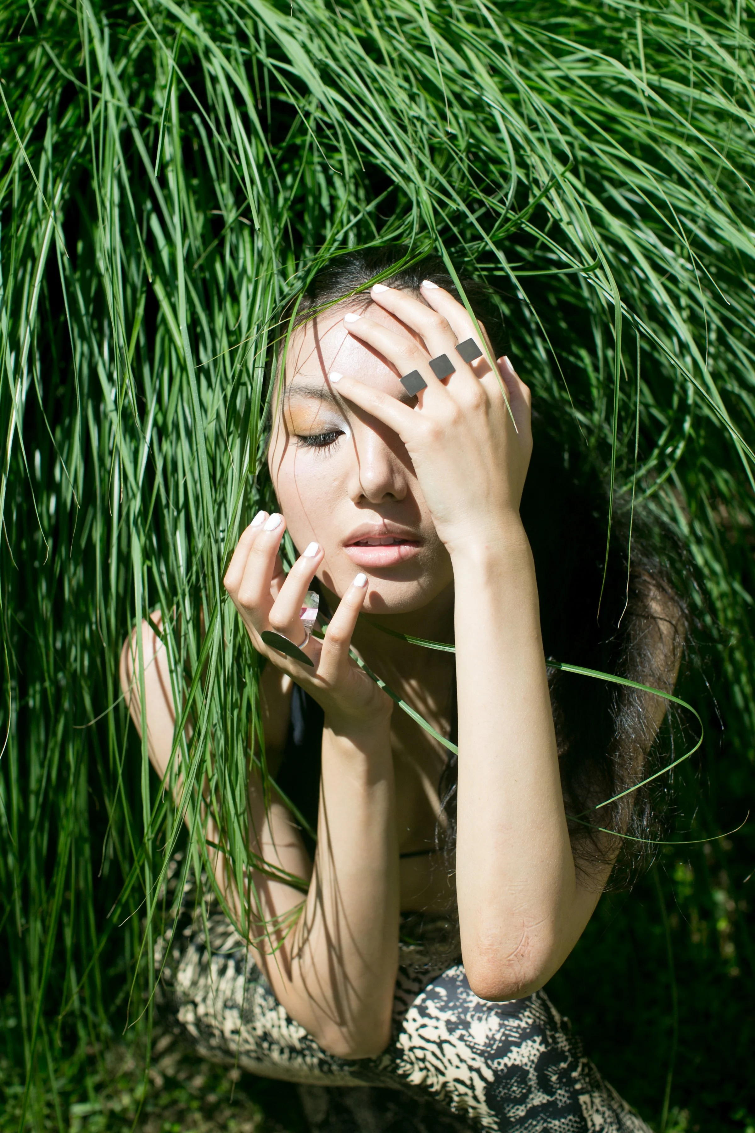 slate ring_grassy.jpg