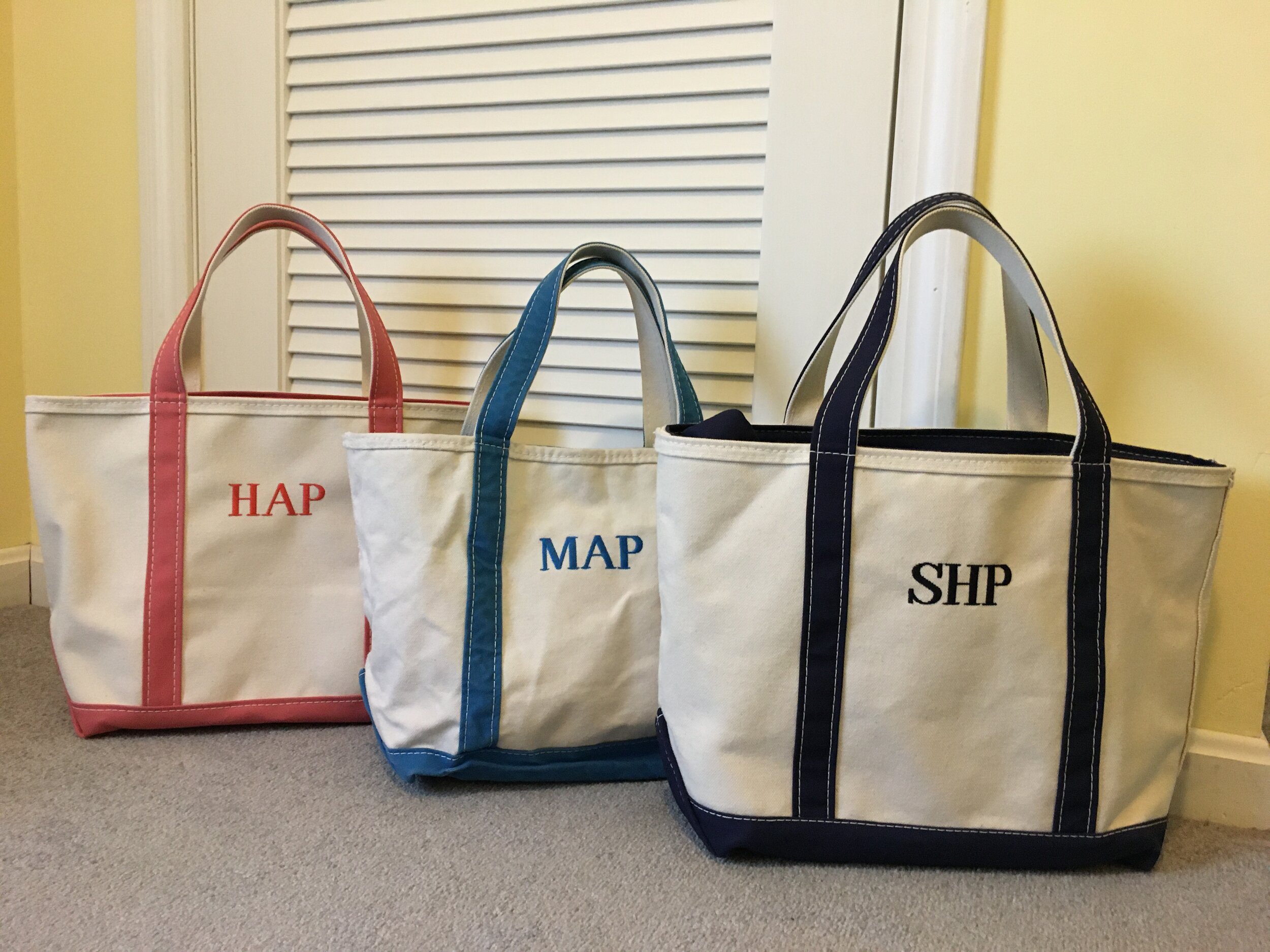 Monogrammed Canvas Boat Tote – United Monograms